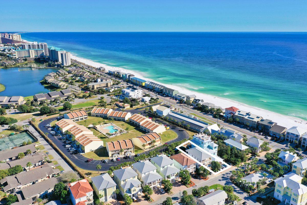 FRANGISTA BEACH - Residential
