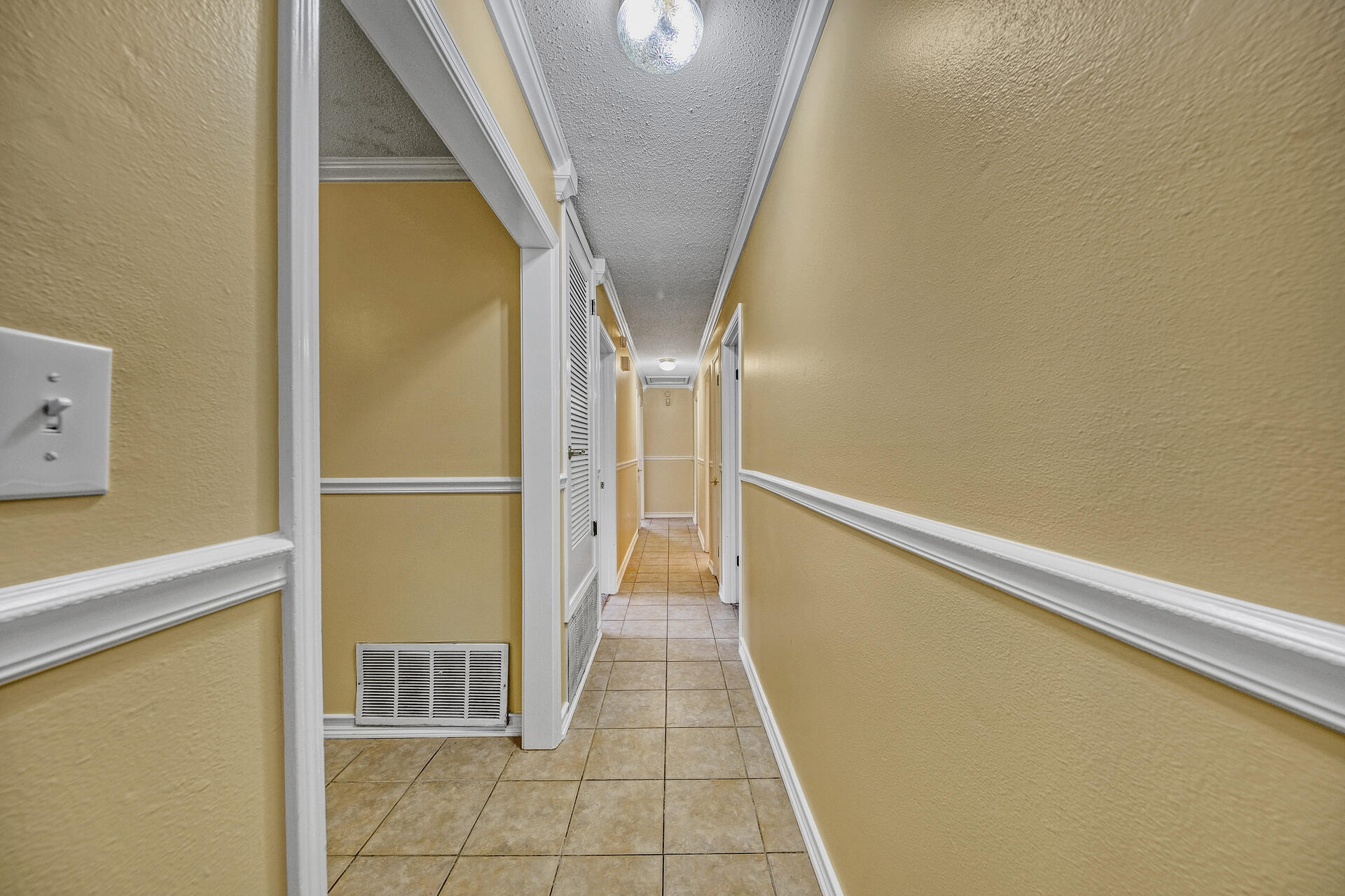 BAYOU POQUITO - Residential