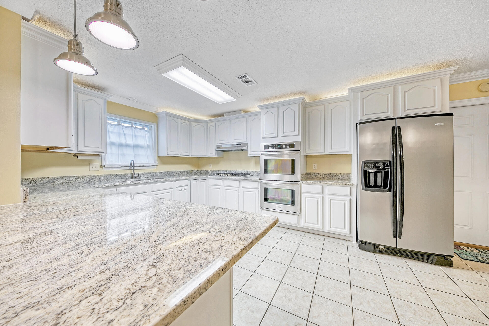 BAYOU POQUITO - Residential