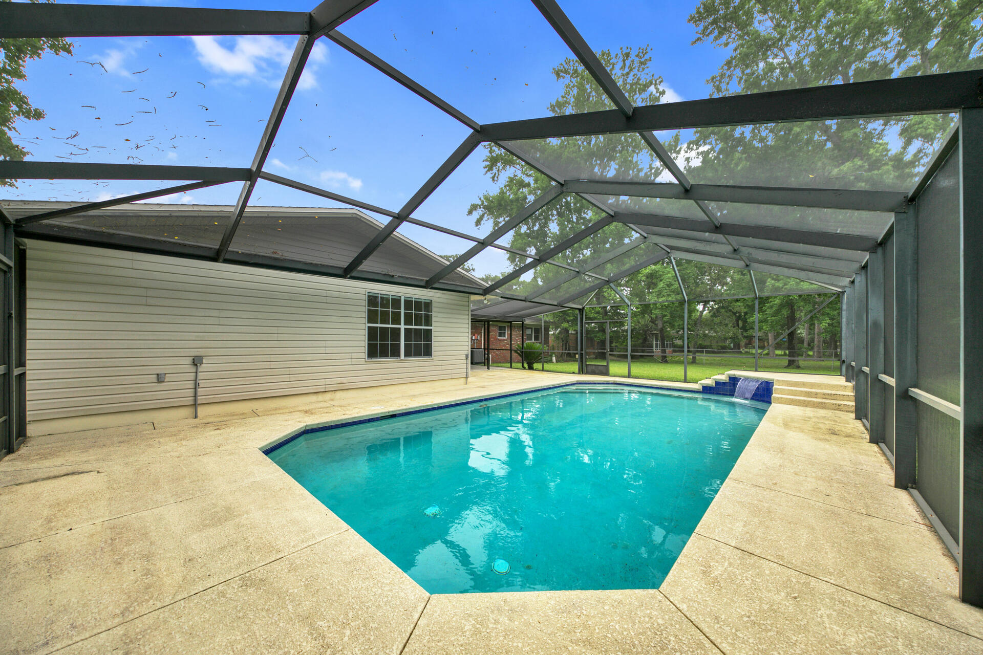 BAYOU POQUITO - Residential