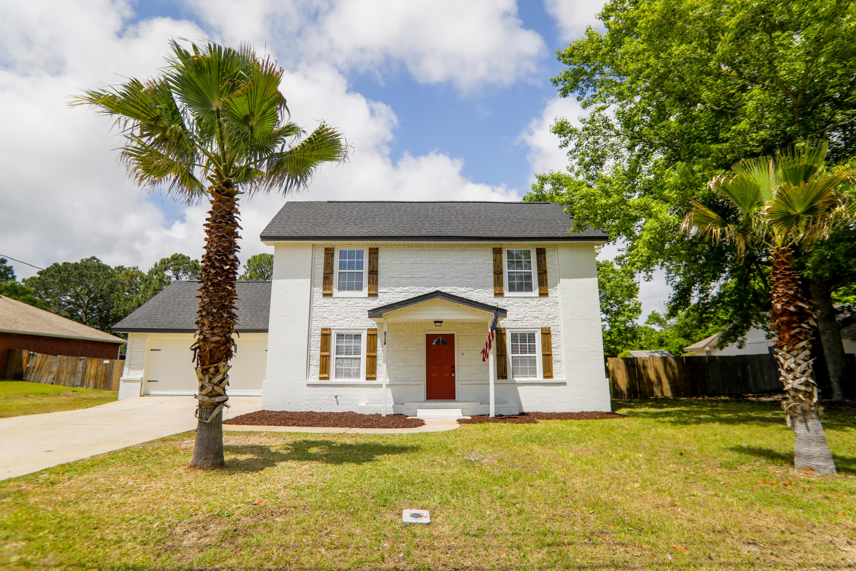 HOLLEY BY THE SEA - Residential