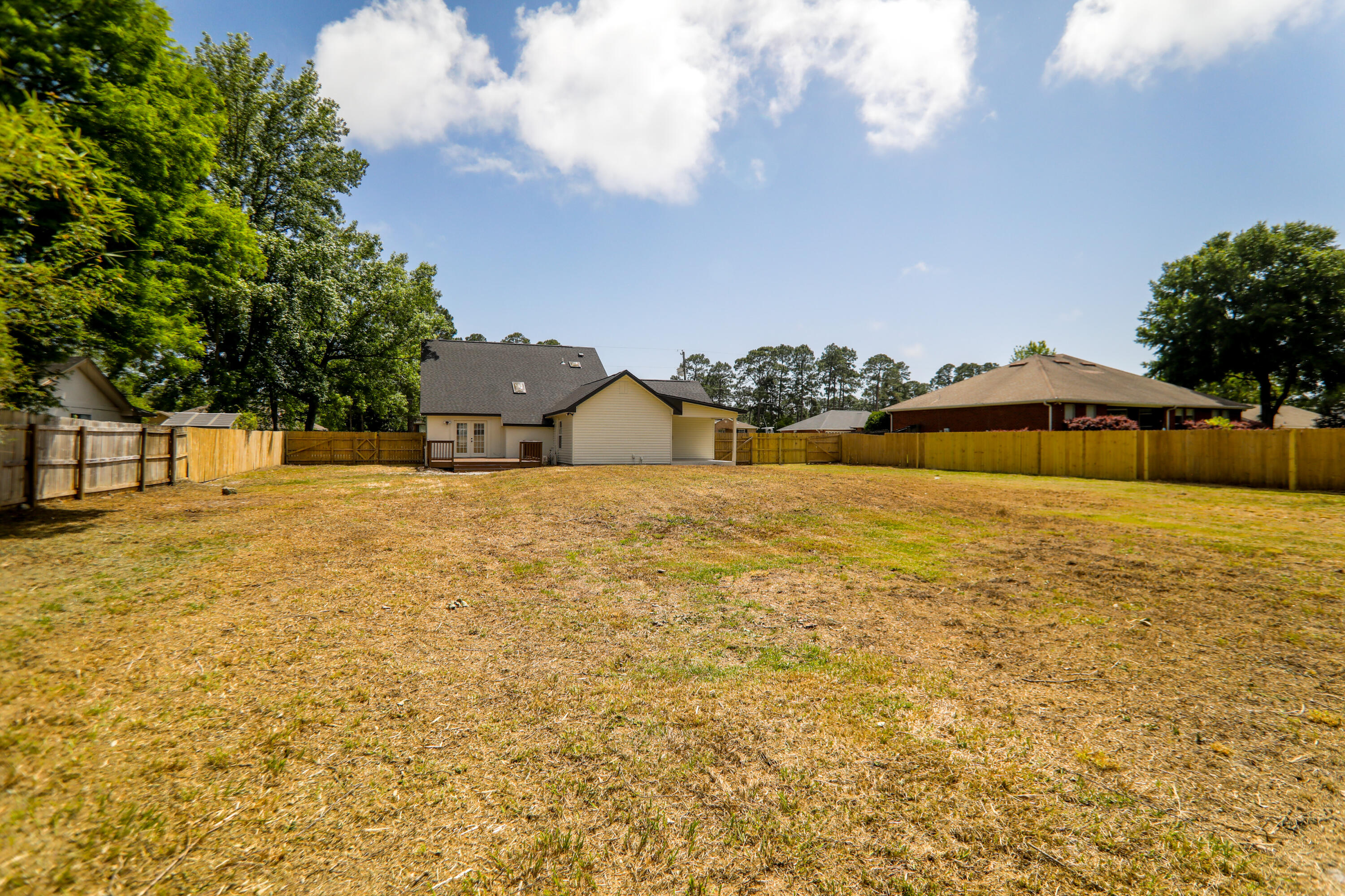 HOLLEY BY THE SEA - Residential