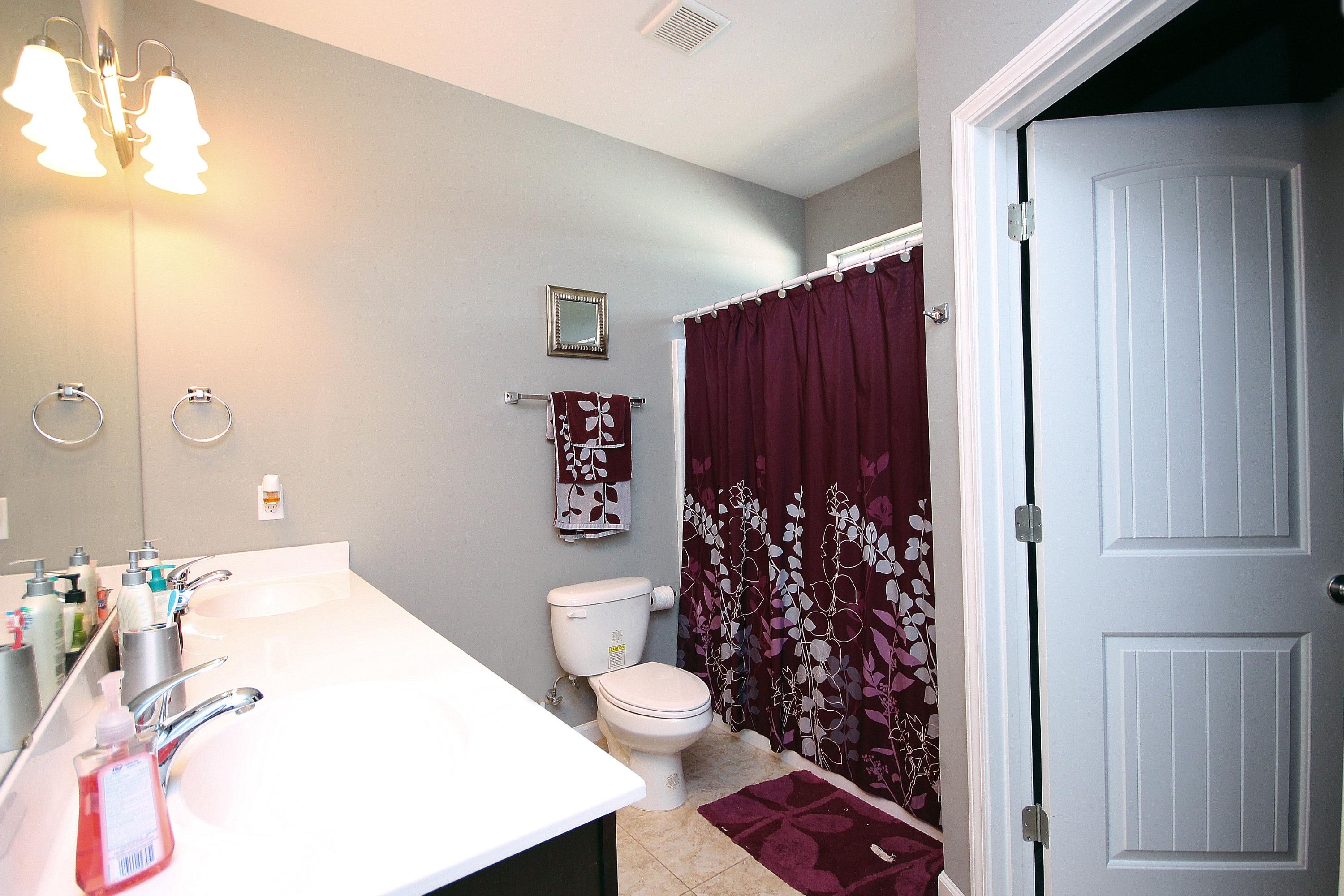 VALPARAISO PINECREST 6 - Residential