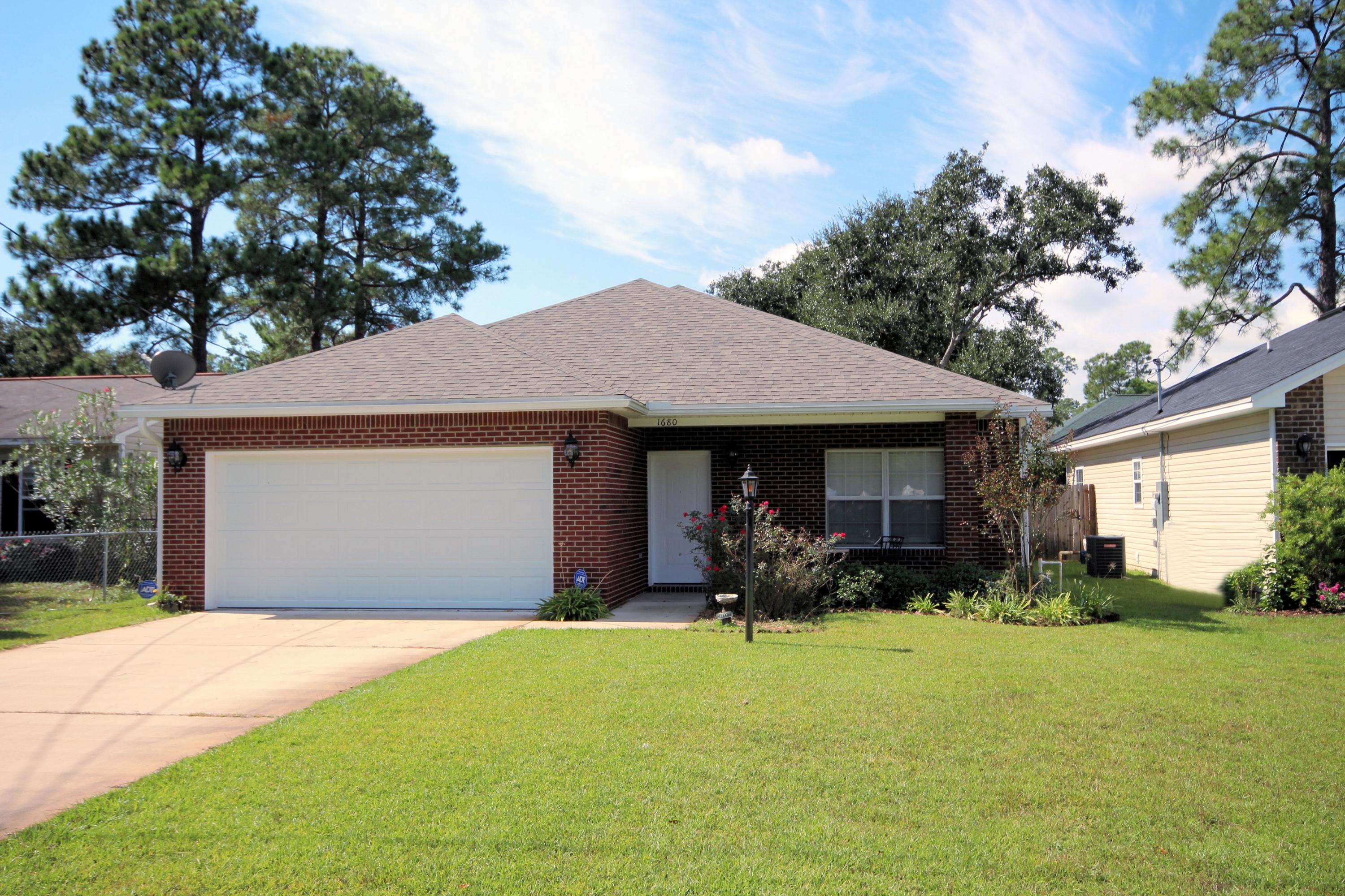 VALPARAISO PINECREST 6 - Residential