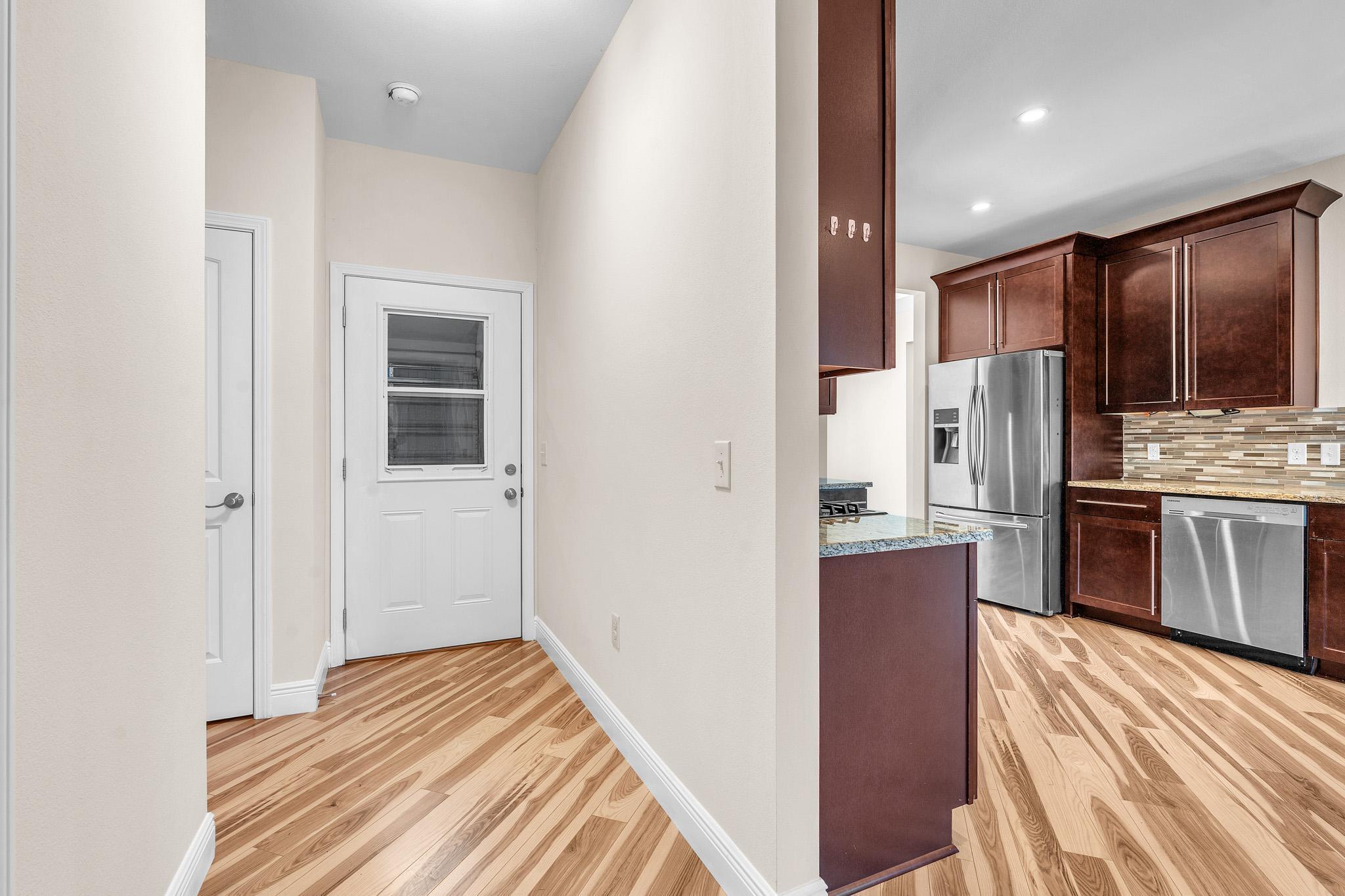 SHOAL CREEK MANOR - Residential Lease