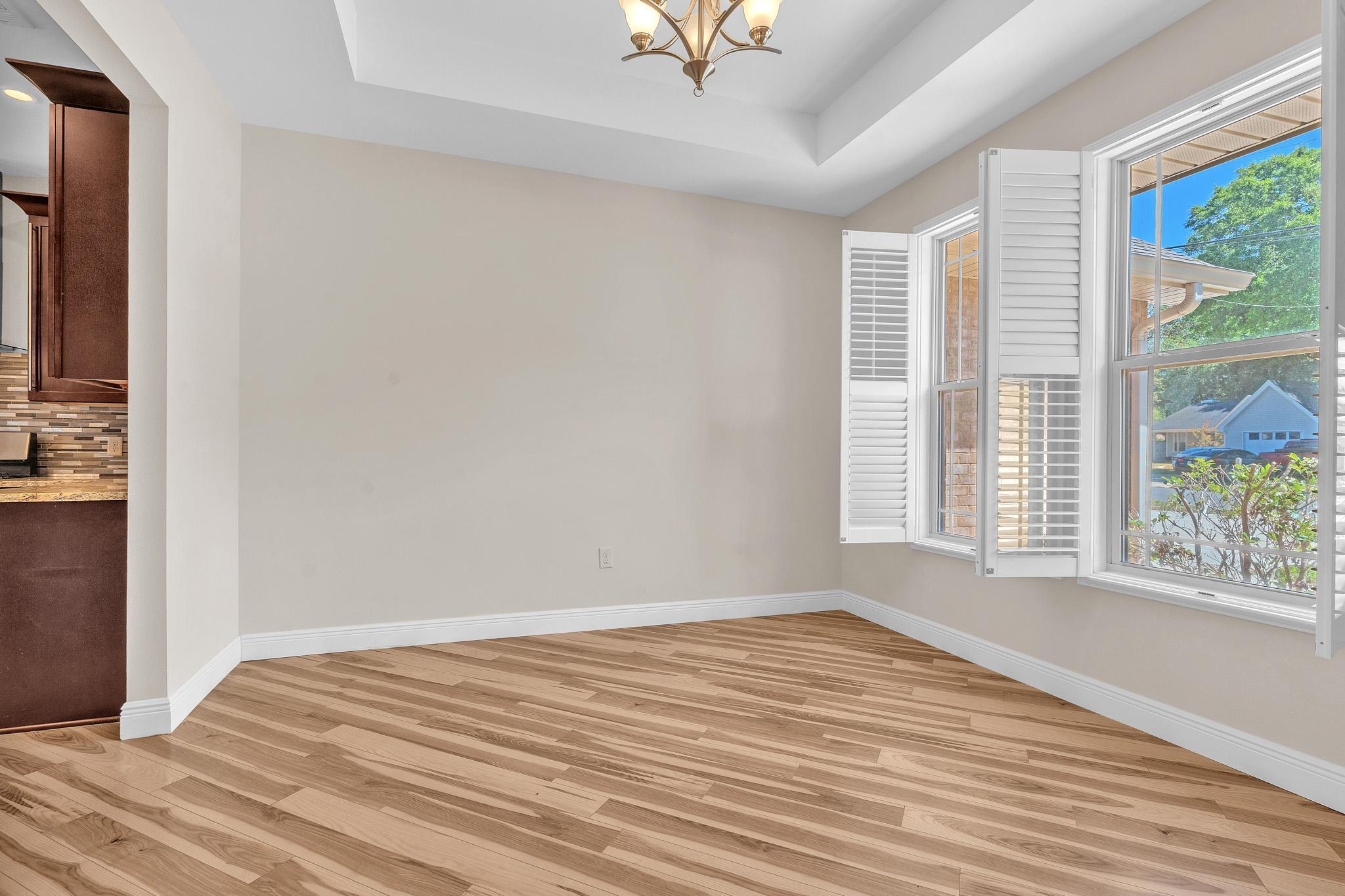 SHOAL CREEK MANOR - Residential Lease