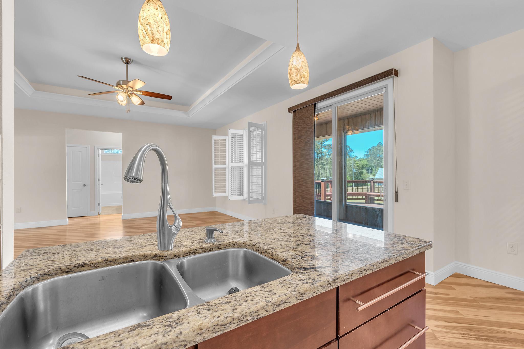 SHOAL CREEK MANOR - Residential Lease