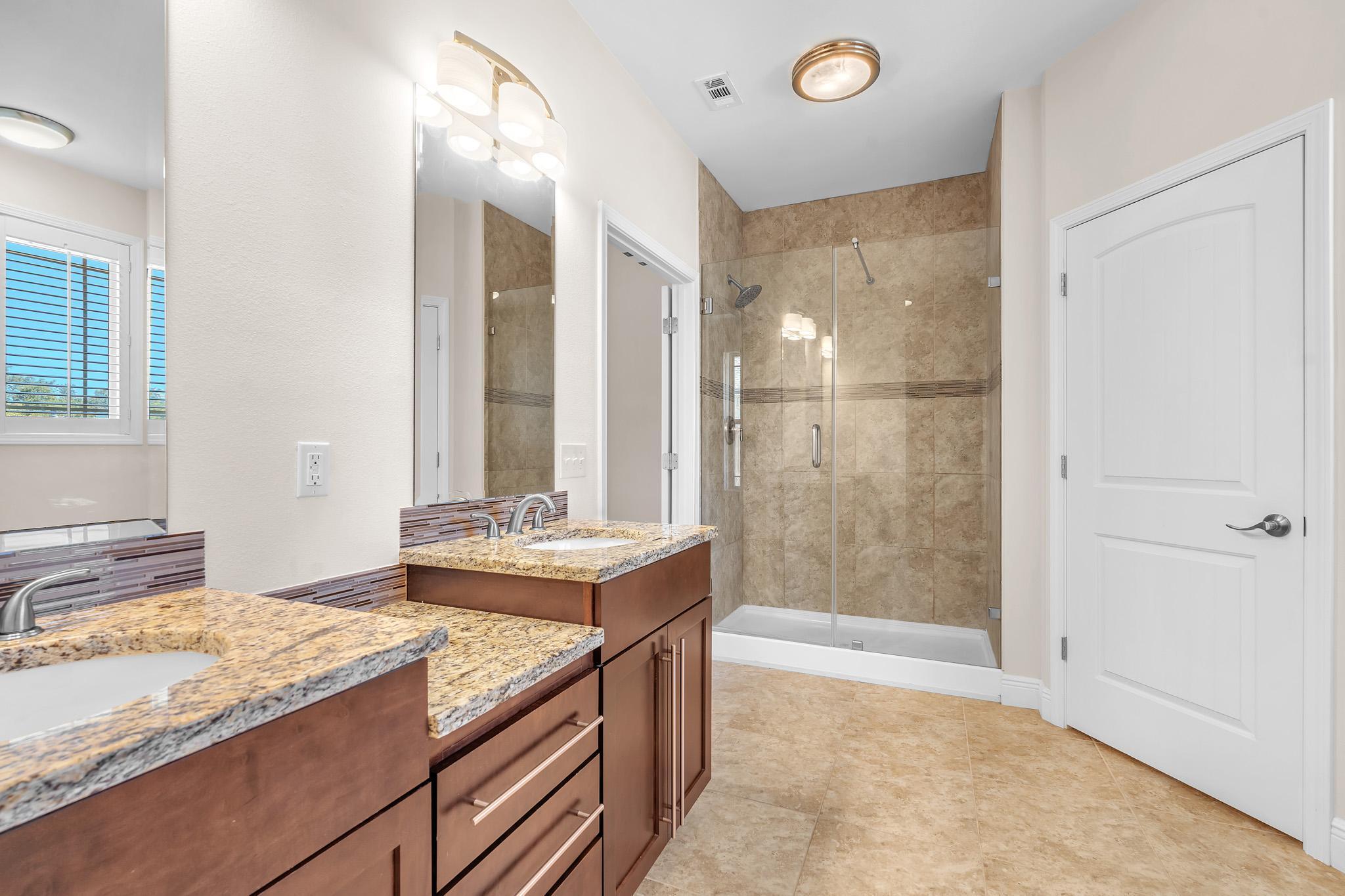 SHOAL CREEK MANOR - Residential Lease