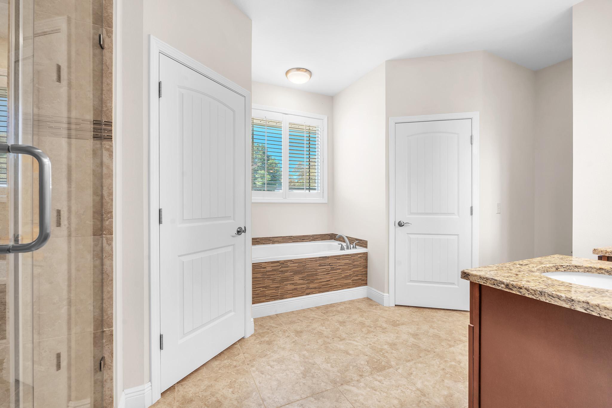 SHOAL CREEK MANOR - Residential Lease