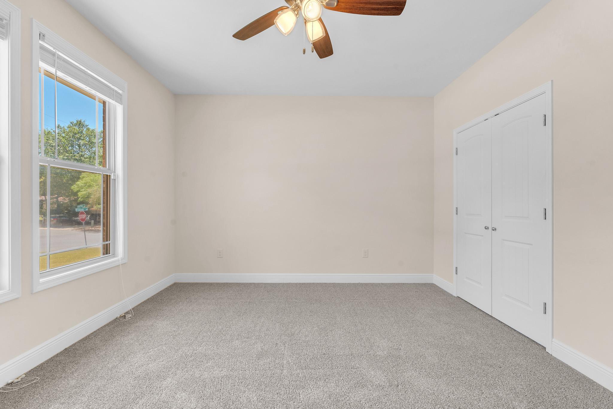 SHOAL CREEK MANOR - Residential Lease