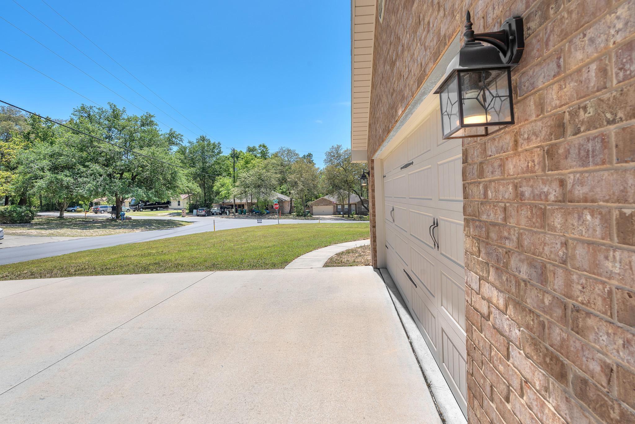 SHOAL CREEK MANOR - Residential Lease