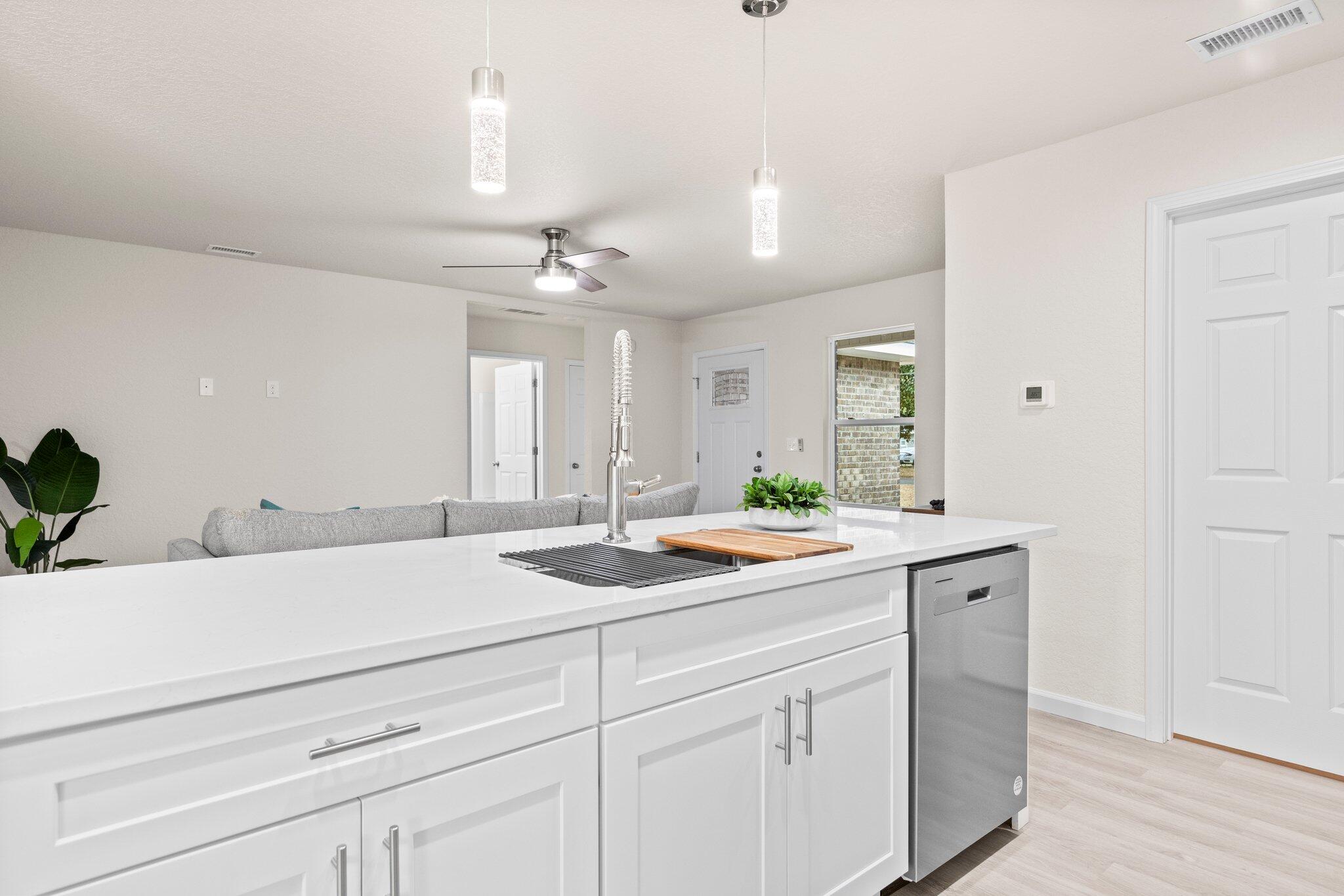 CRESTVIEW S1/2 LOTS 11 & 12 BLK 110 - Residential