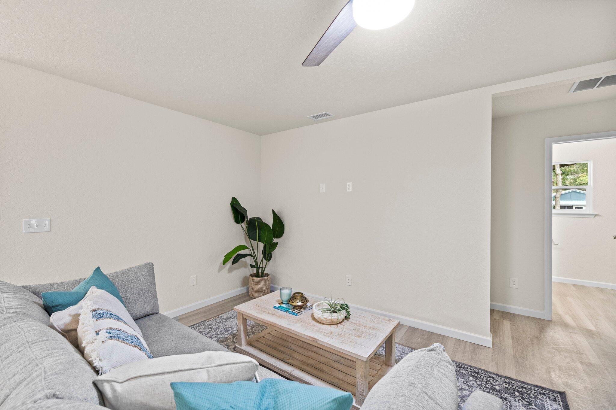 CRESTVIEW S1/2 LOTS 11 & 12 BLK 110 - Residential