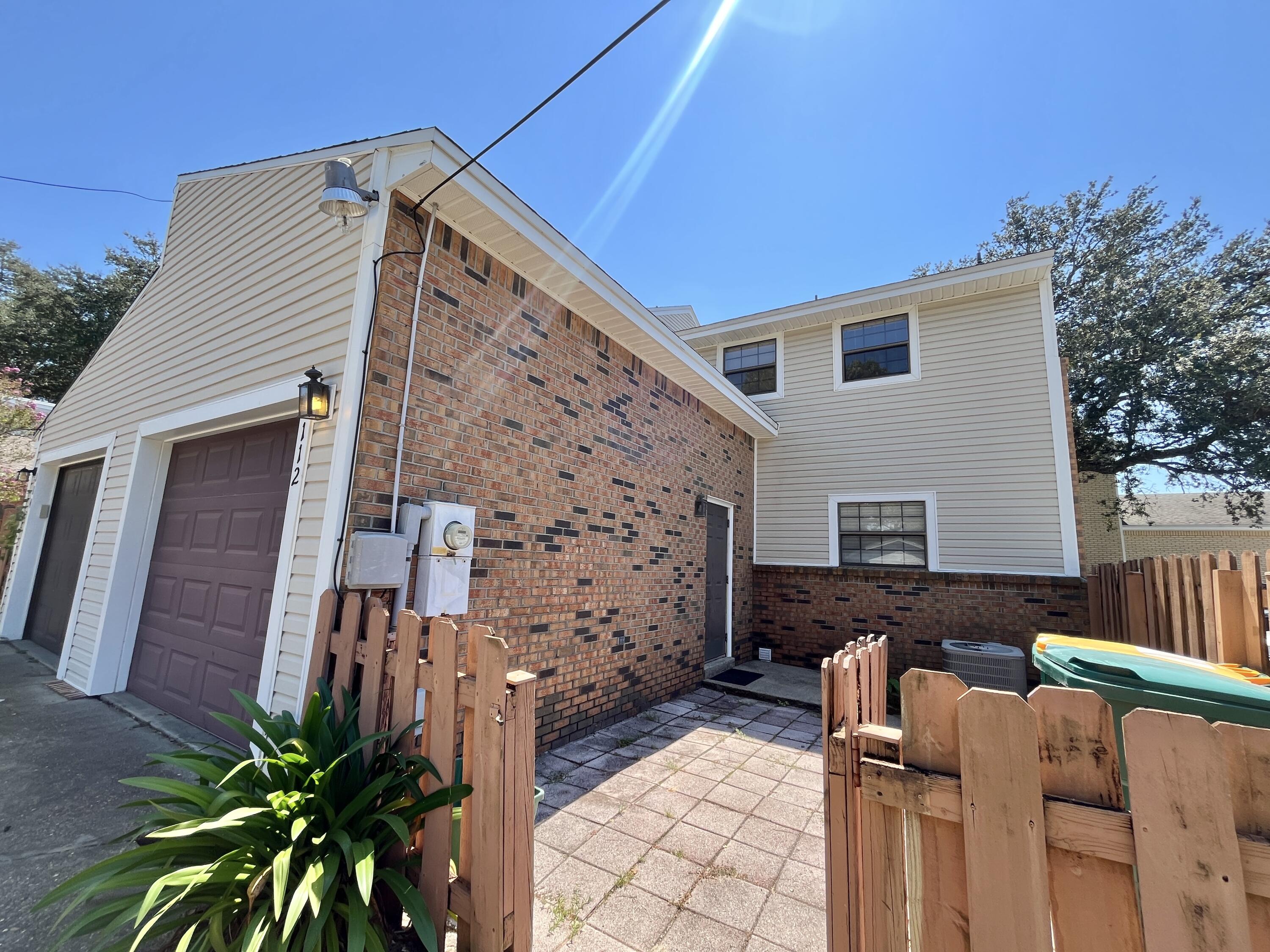 PORTOFINO T/H - Residential Lease