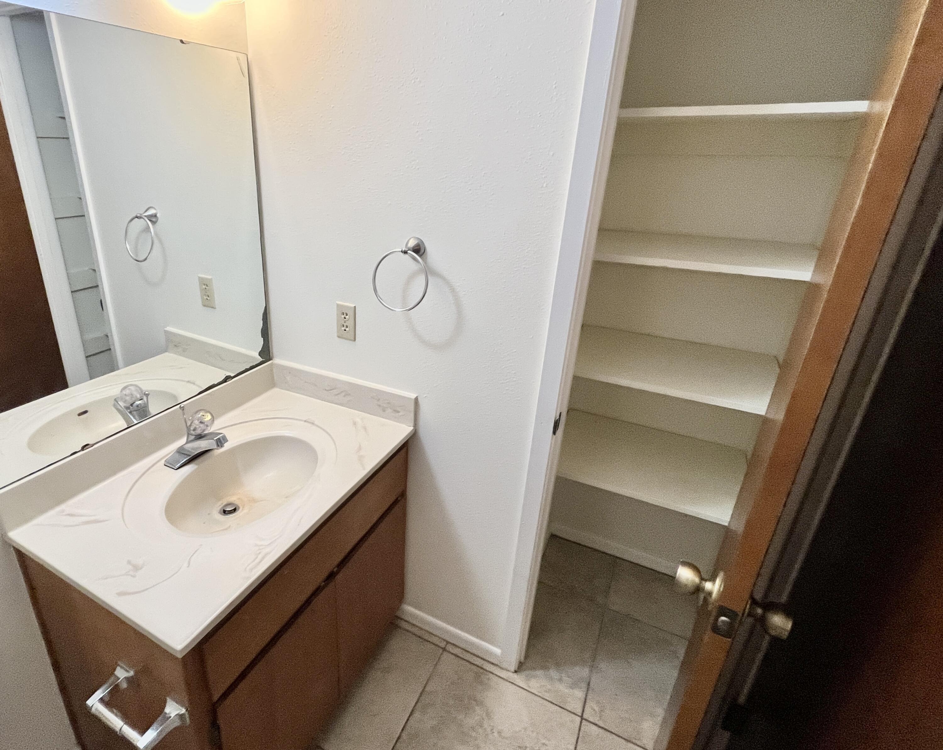 PORTOFINO T/H - Residential Lease