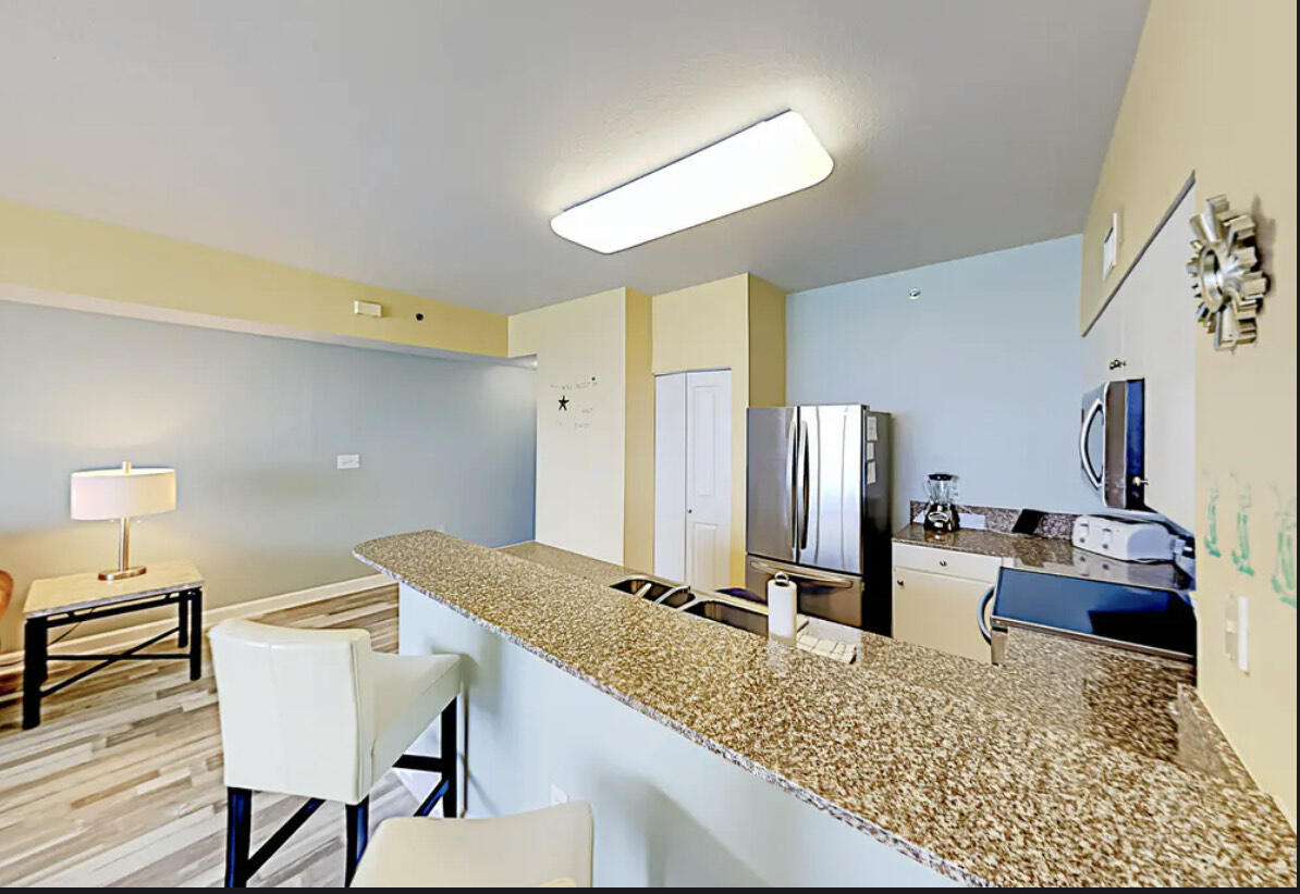 SHORES OF PANAMA - Residential