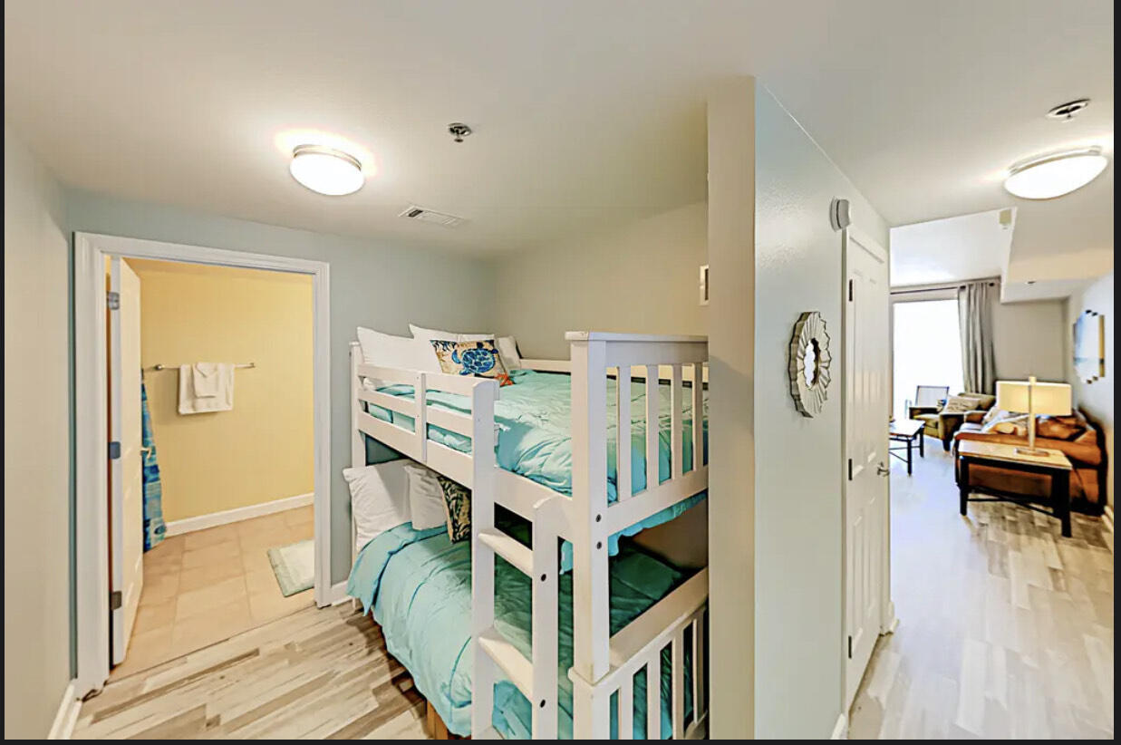 SHORES OF PANAMA - Residential