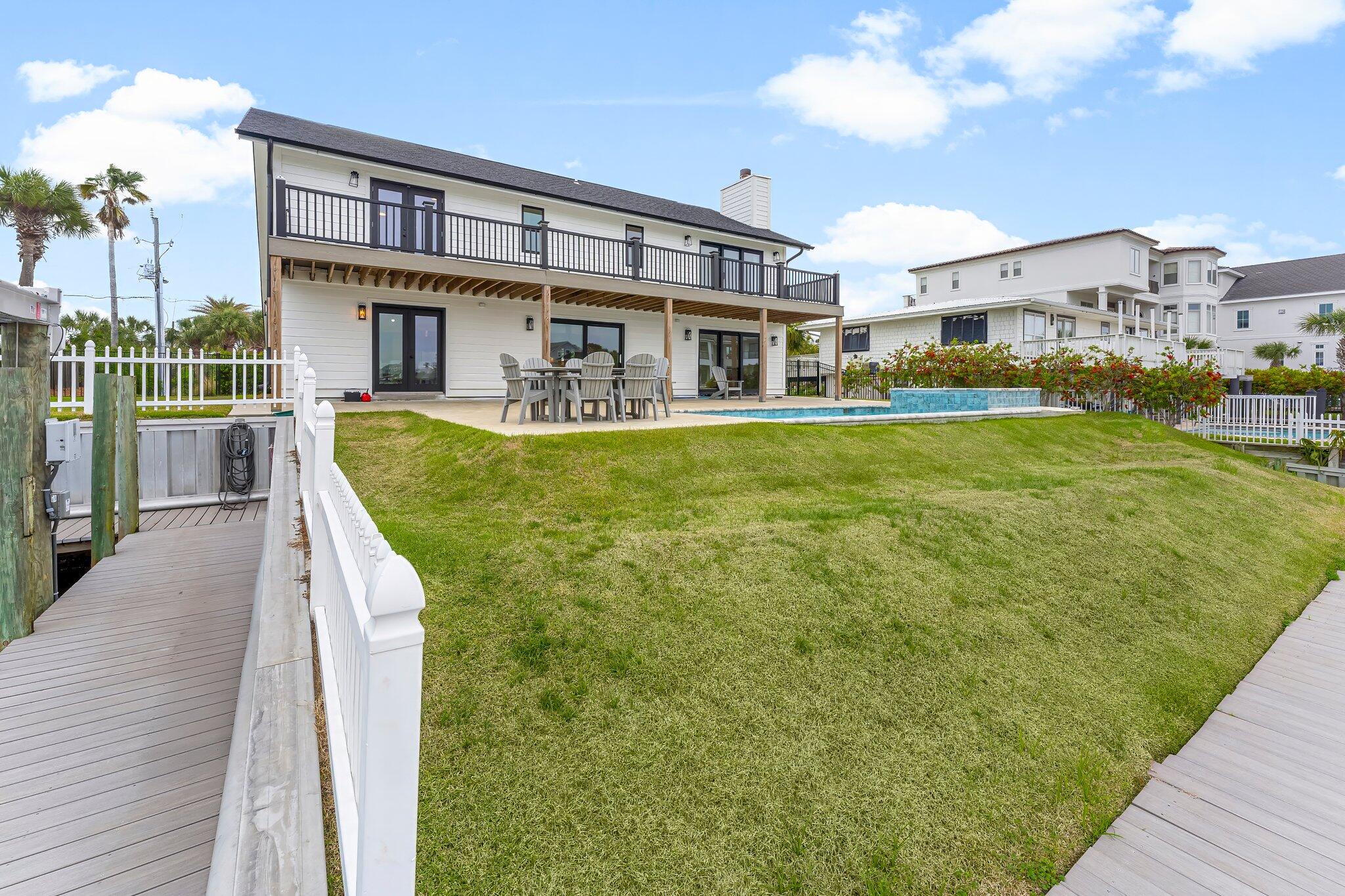 HOLIDAY ISLE - Residential