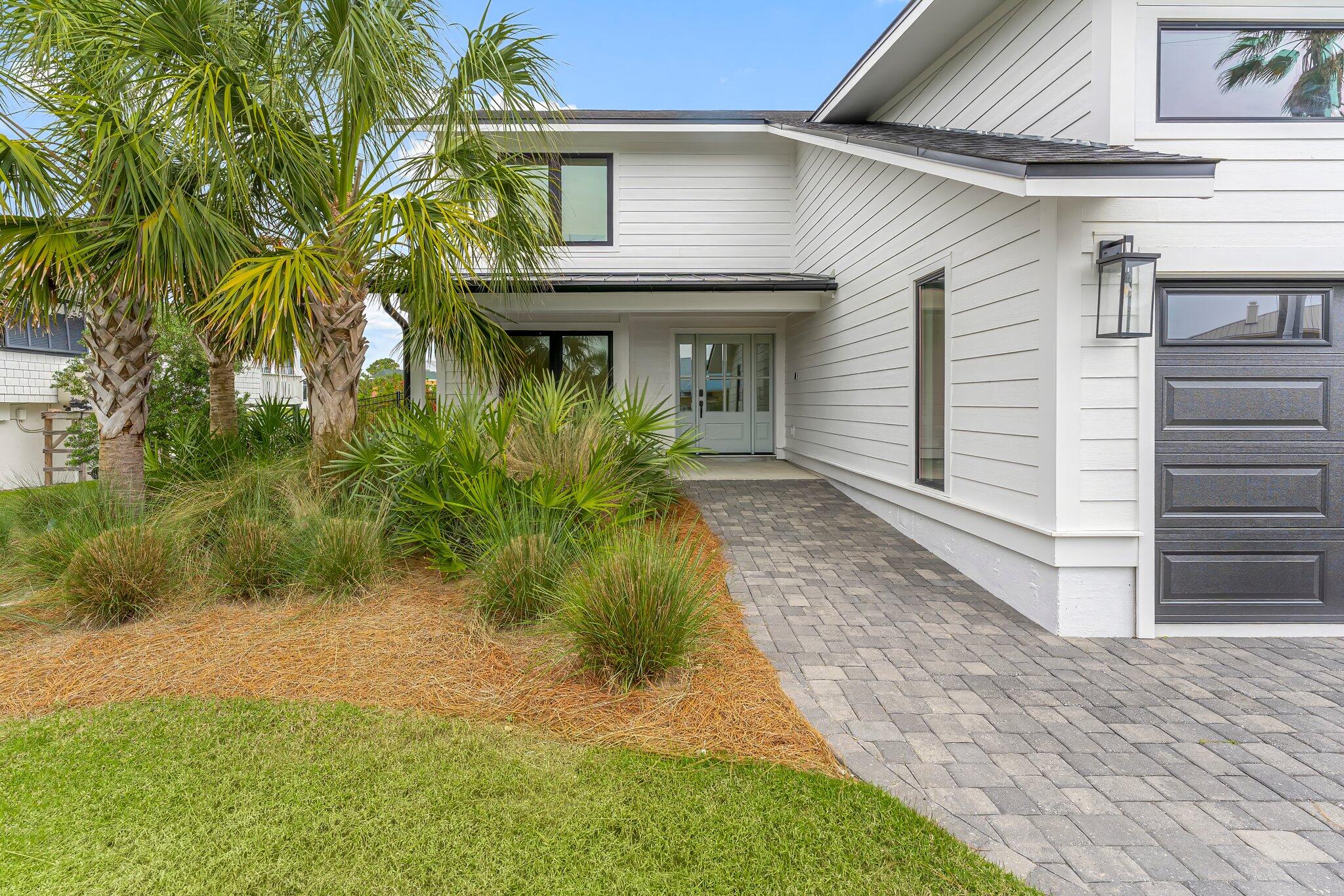 HOLIDAY ISLE - Residential