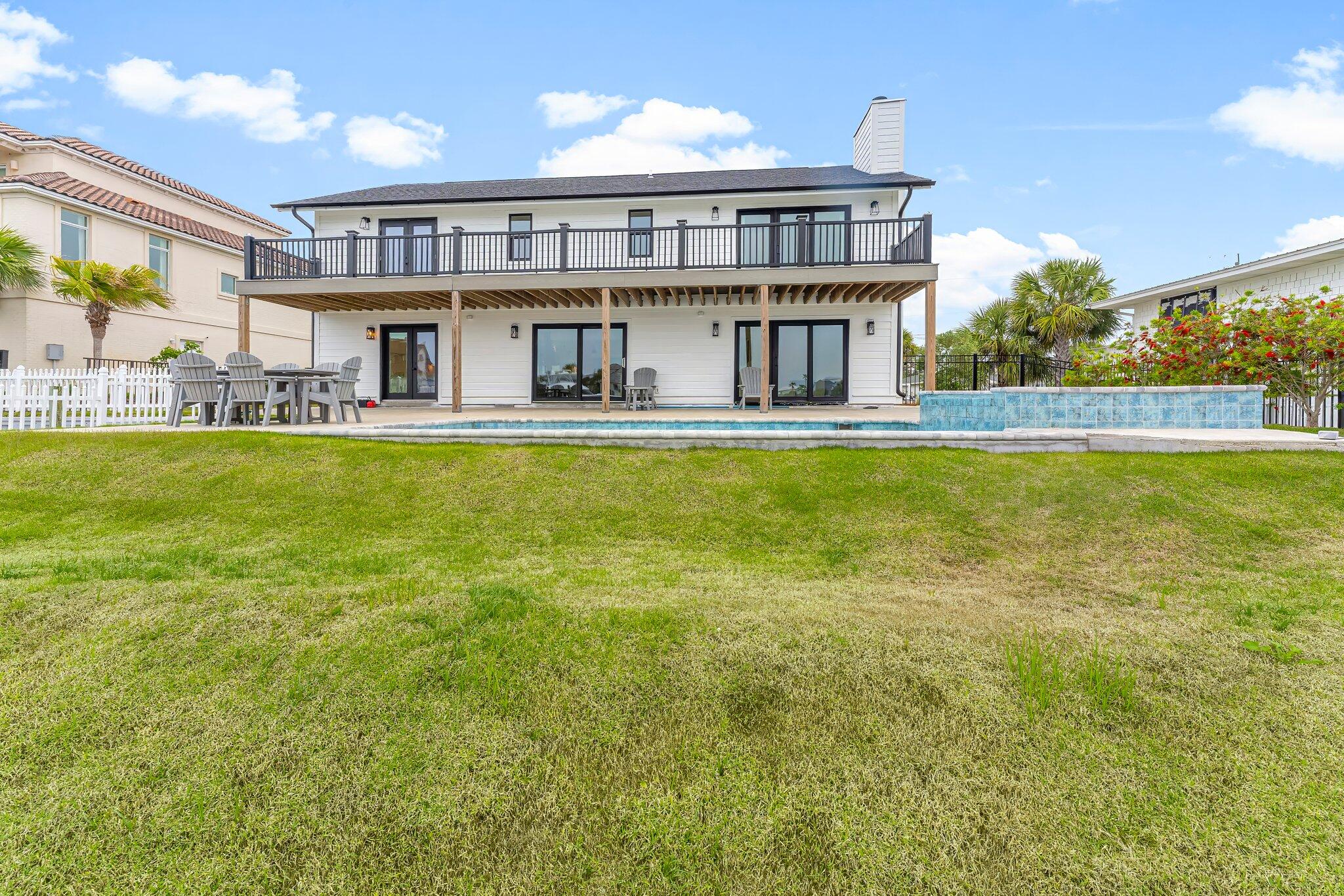 HOLIDAY ISLE - Residential