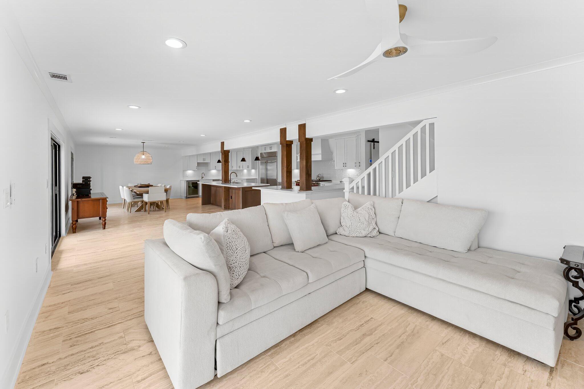 HOLIDAY ISLE - Residential