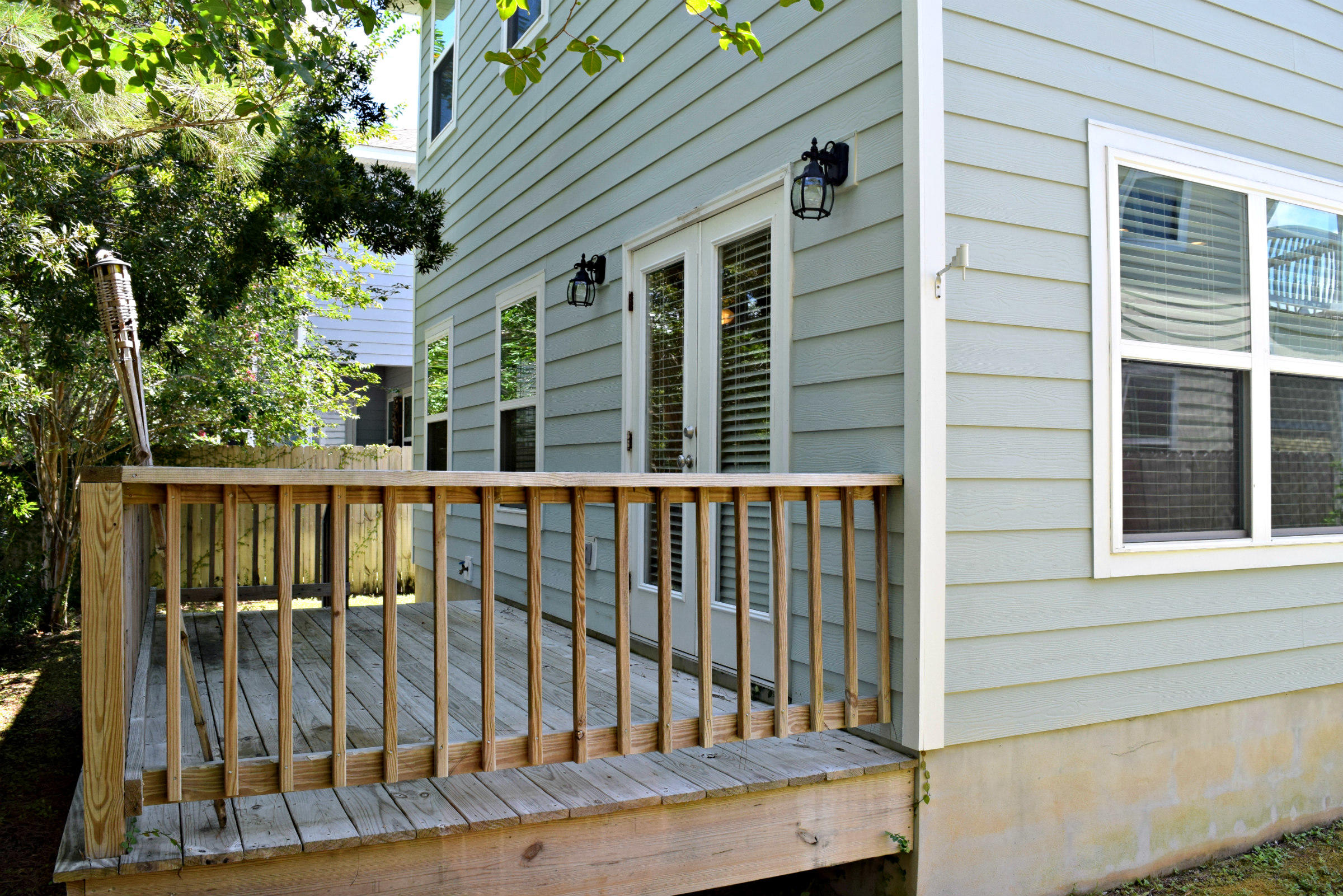 Mosaic Oaks - Residential Lease