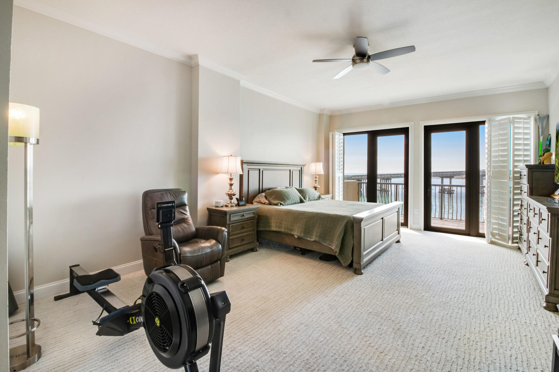 SIDES MORENO POINT WEST - Residential