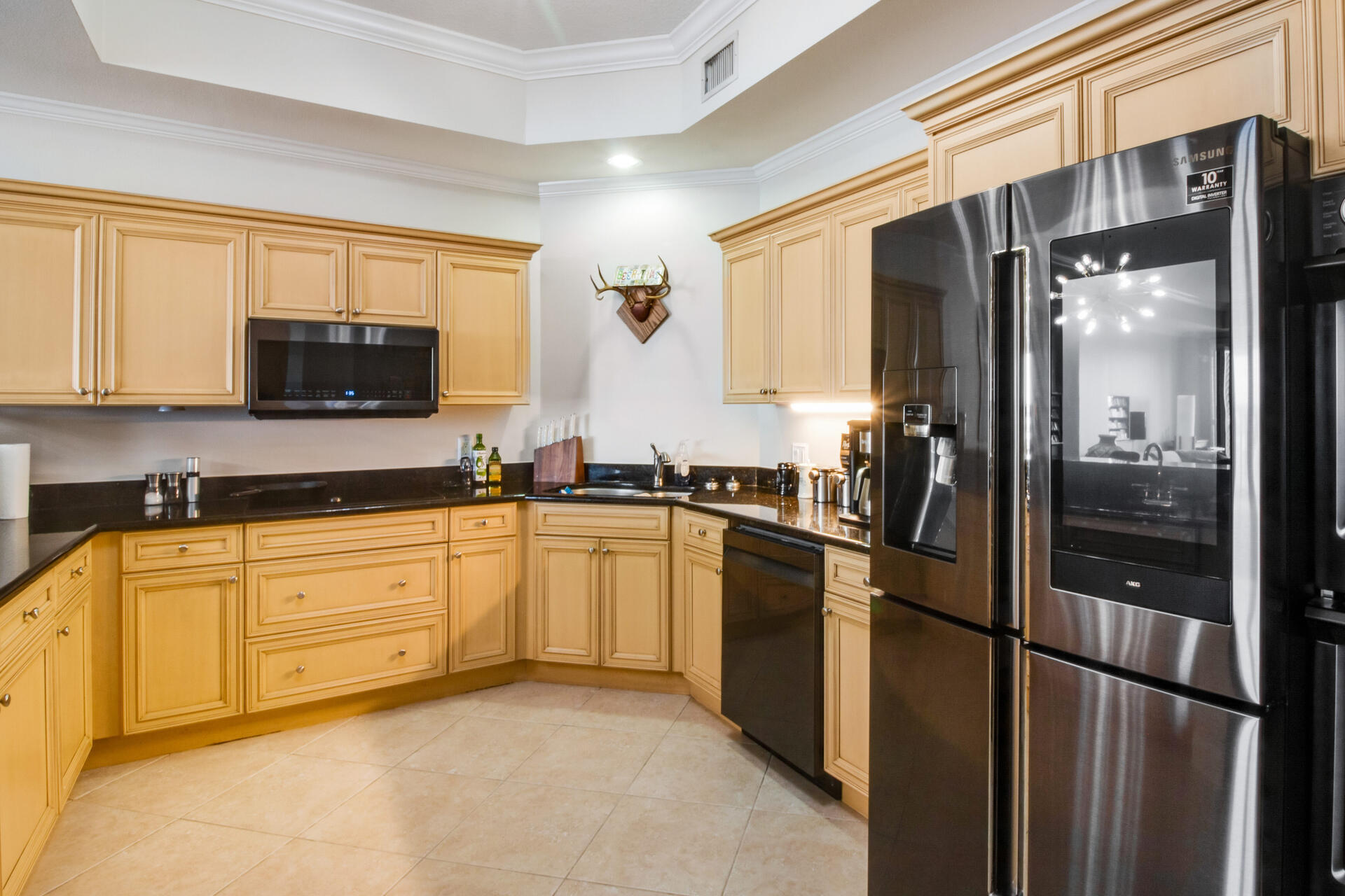 SIDES MORENO POINT WEST - Residential