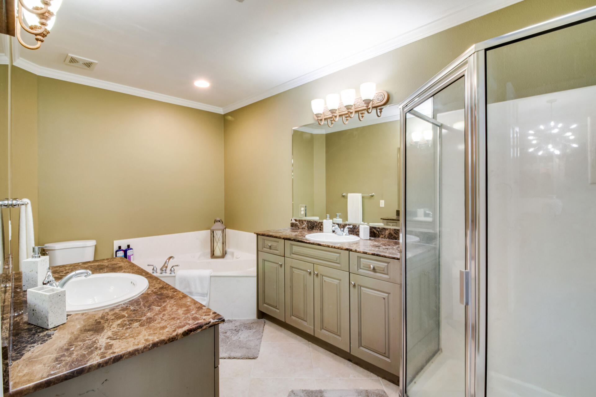 SIDES MORENO POINT WEST - Residential