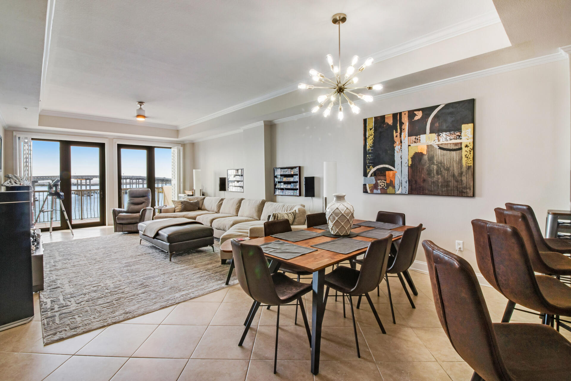 SIDES MORENO POINT WEST - Residential