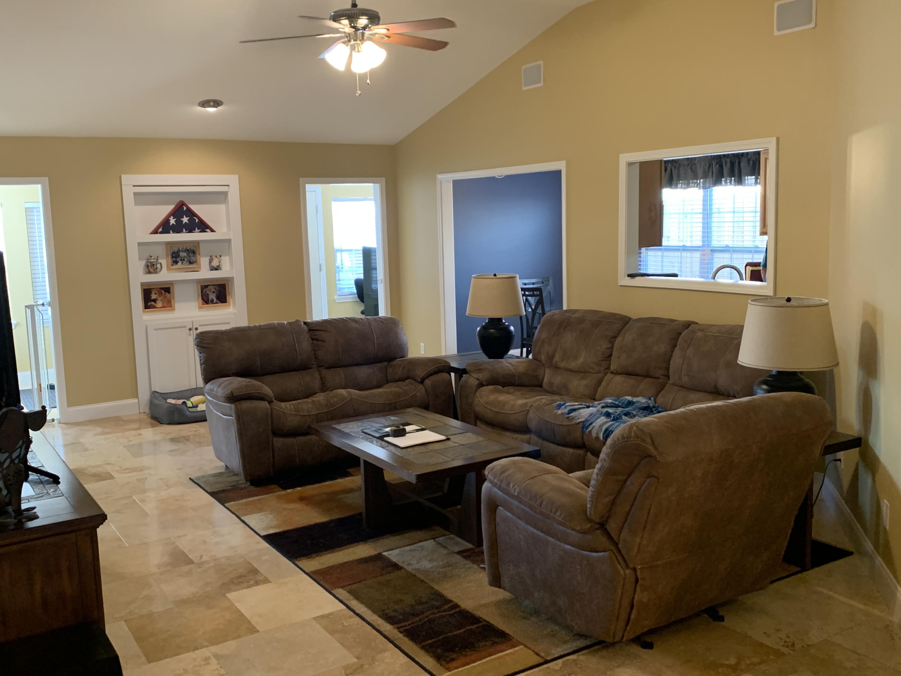 AZALEA GARDENS DESTIN - Residential