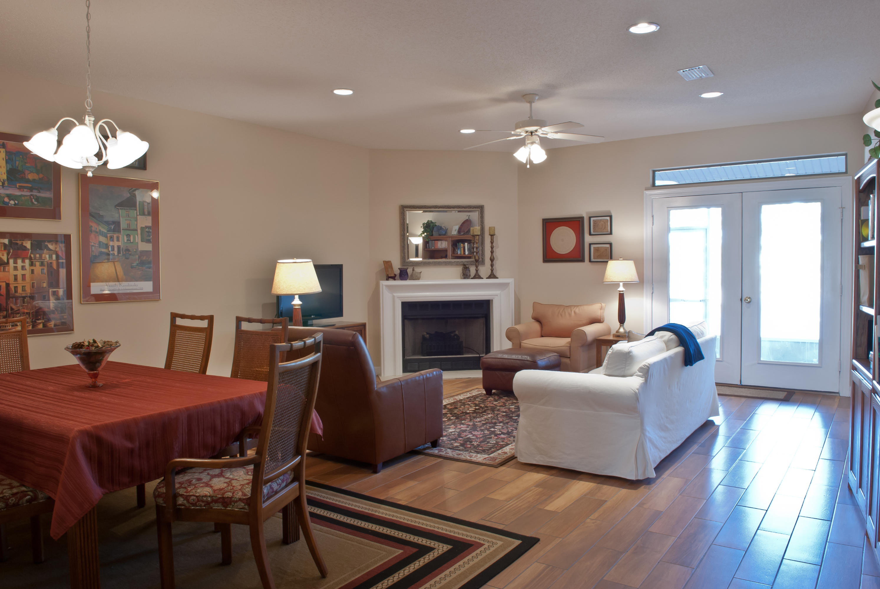 ESCADA - Residential