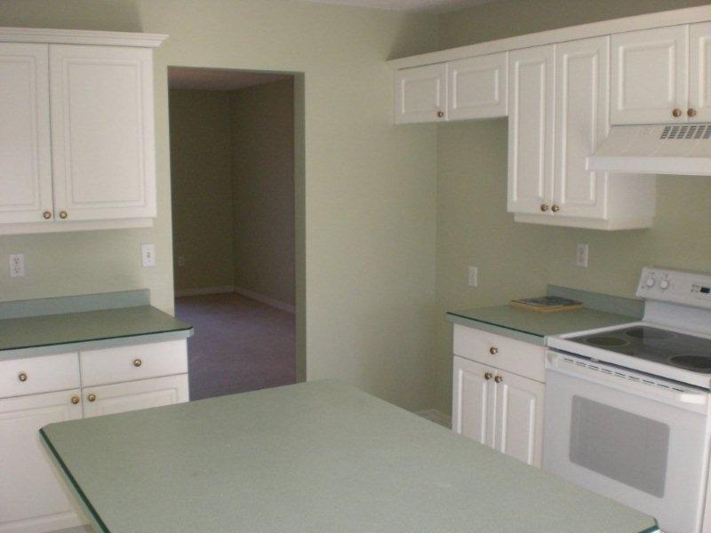 WESTVIEW ESTATES - Residential Lease