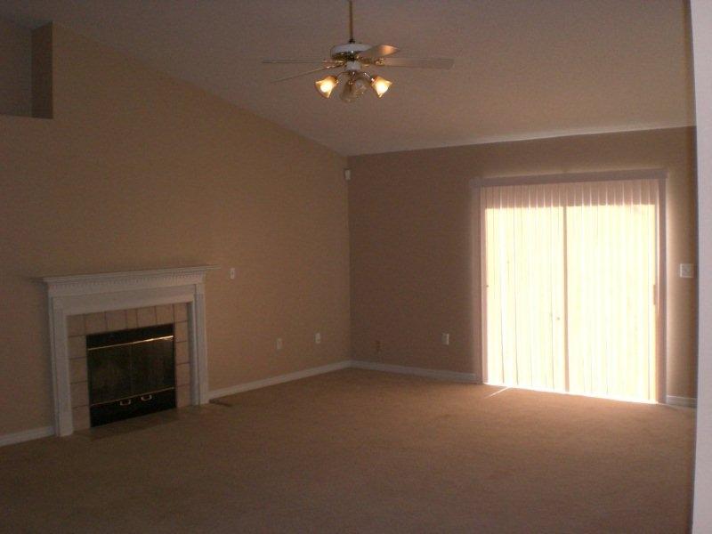 WESTVIEW ESTATES - Residential Lease