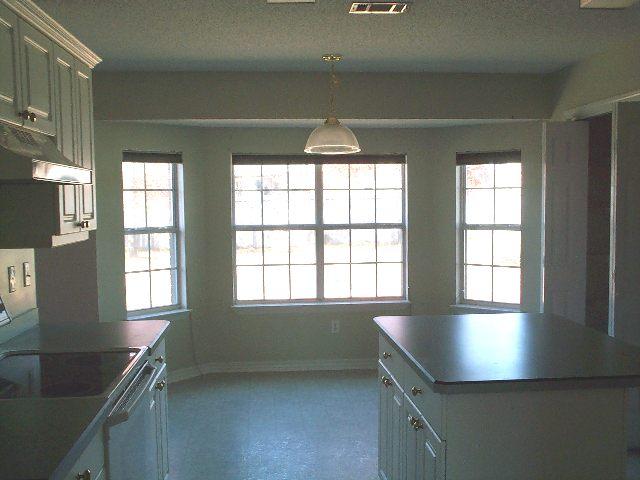 WESTVIEW ESTATES - Residential Lease