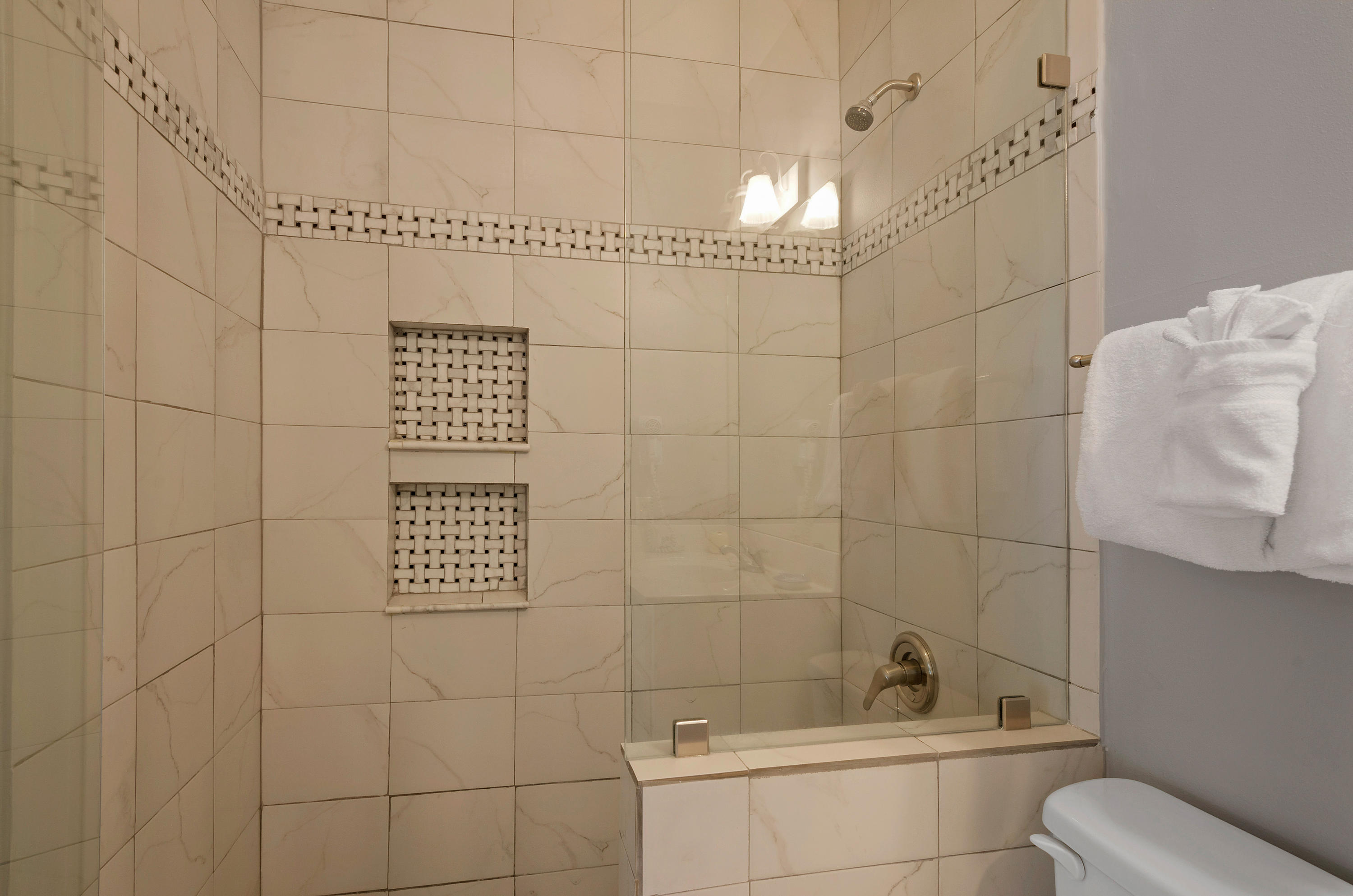 OLD FLORIDA COTTAGES - Residential