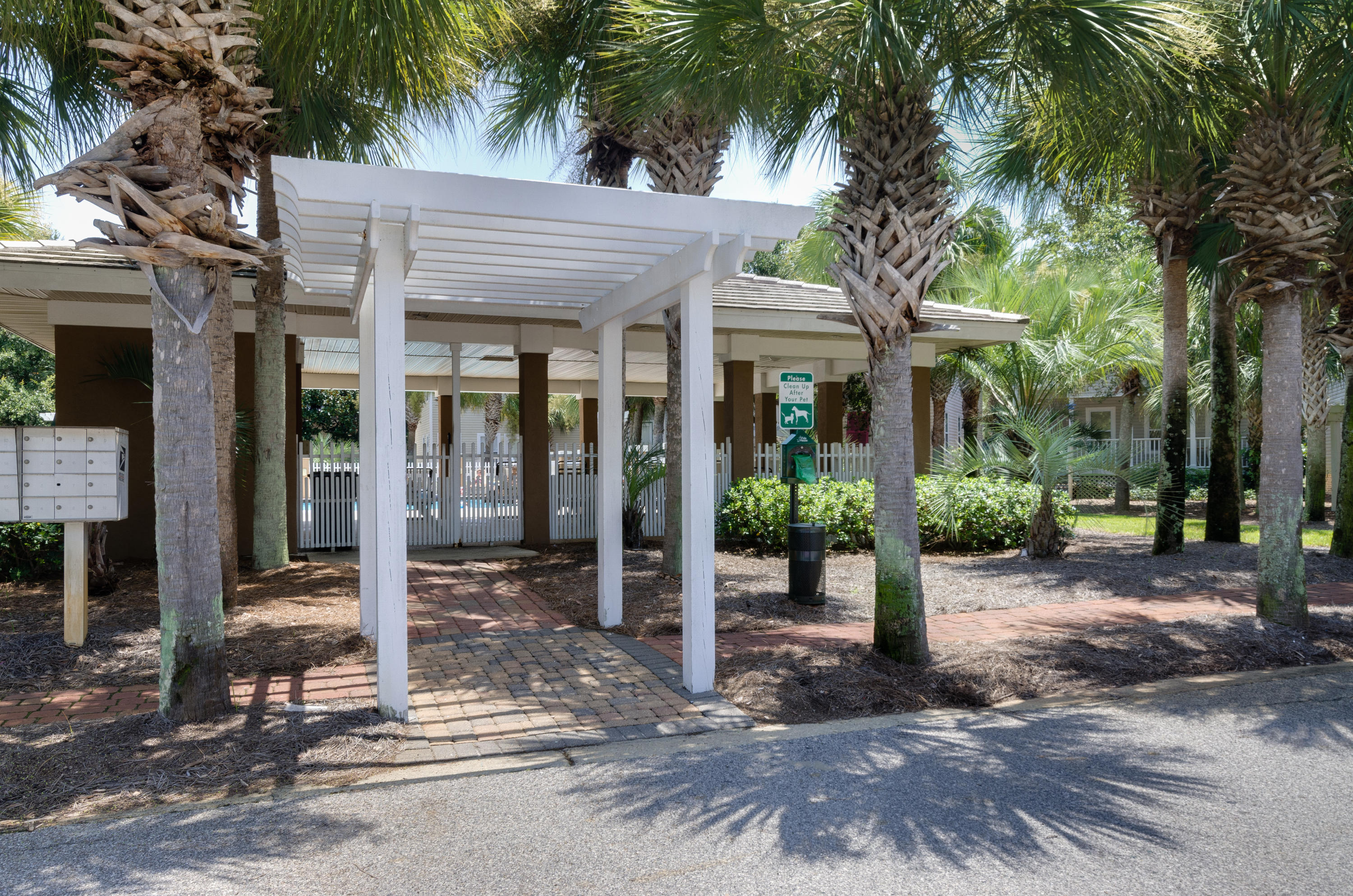 OLD FLORIDA COTTAGES - Residential
