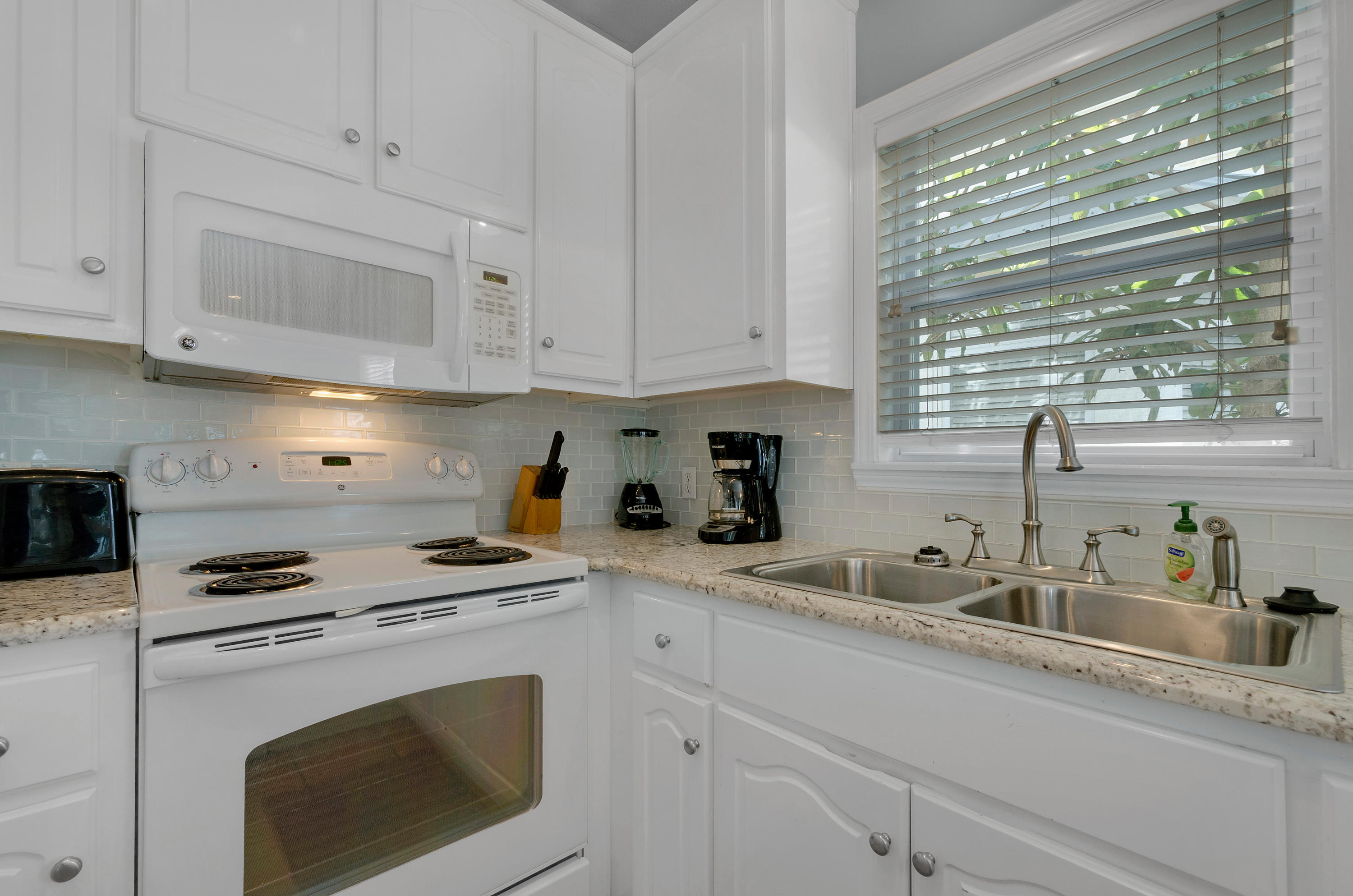 OLD FLORIDA COTTAGES - Residential