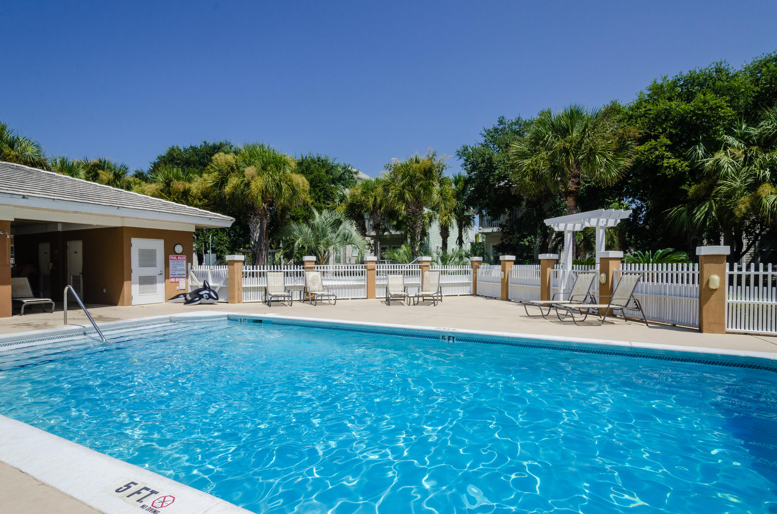 OLD FLORIDA COTTAGES - Residential