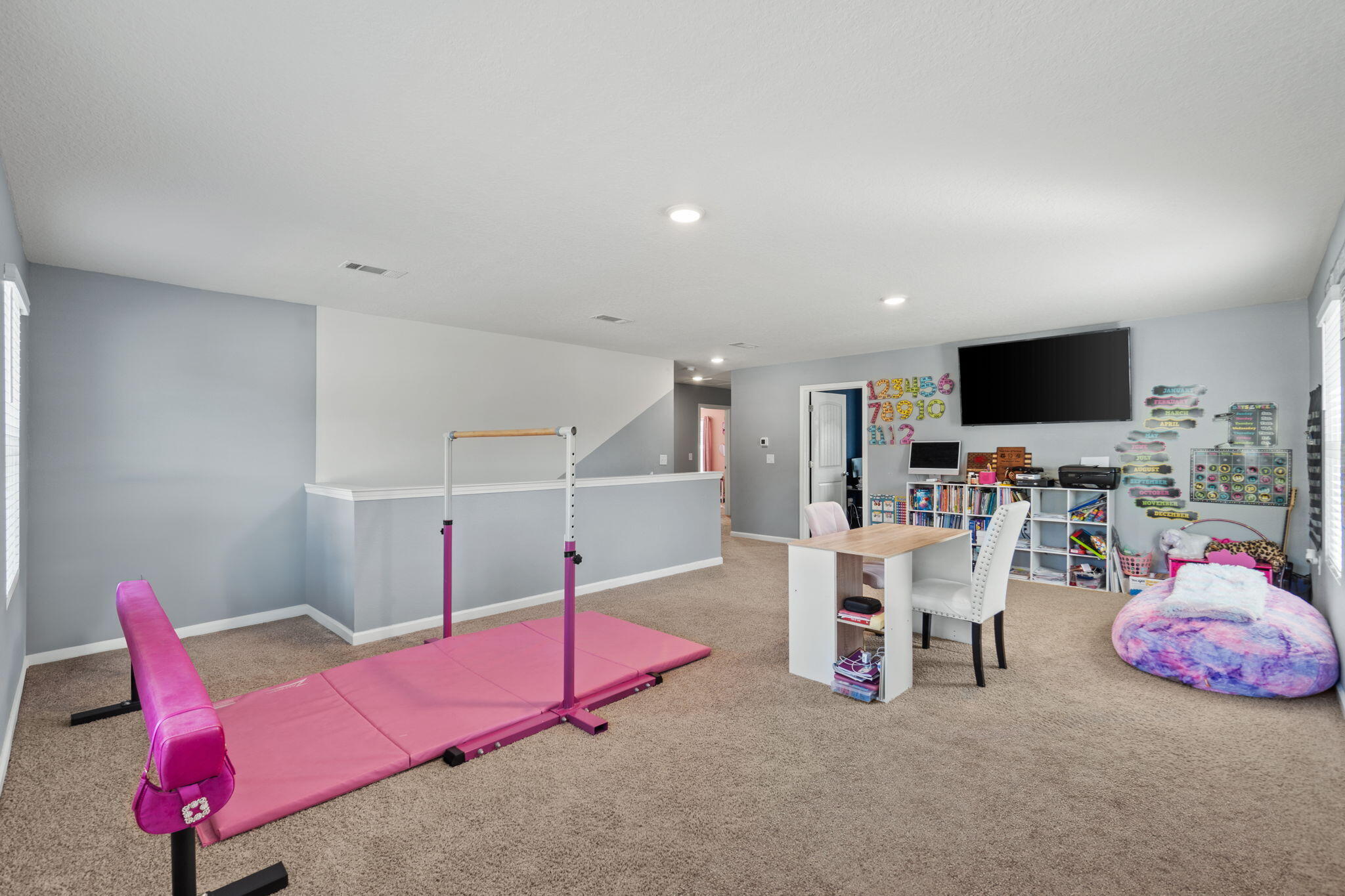 MONTICELLO ESTATES - Residential