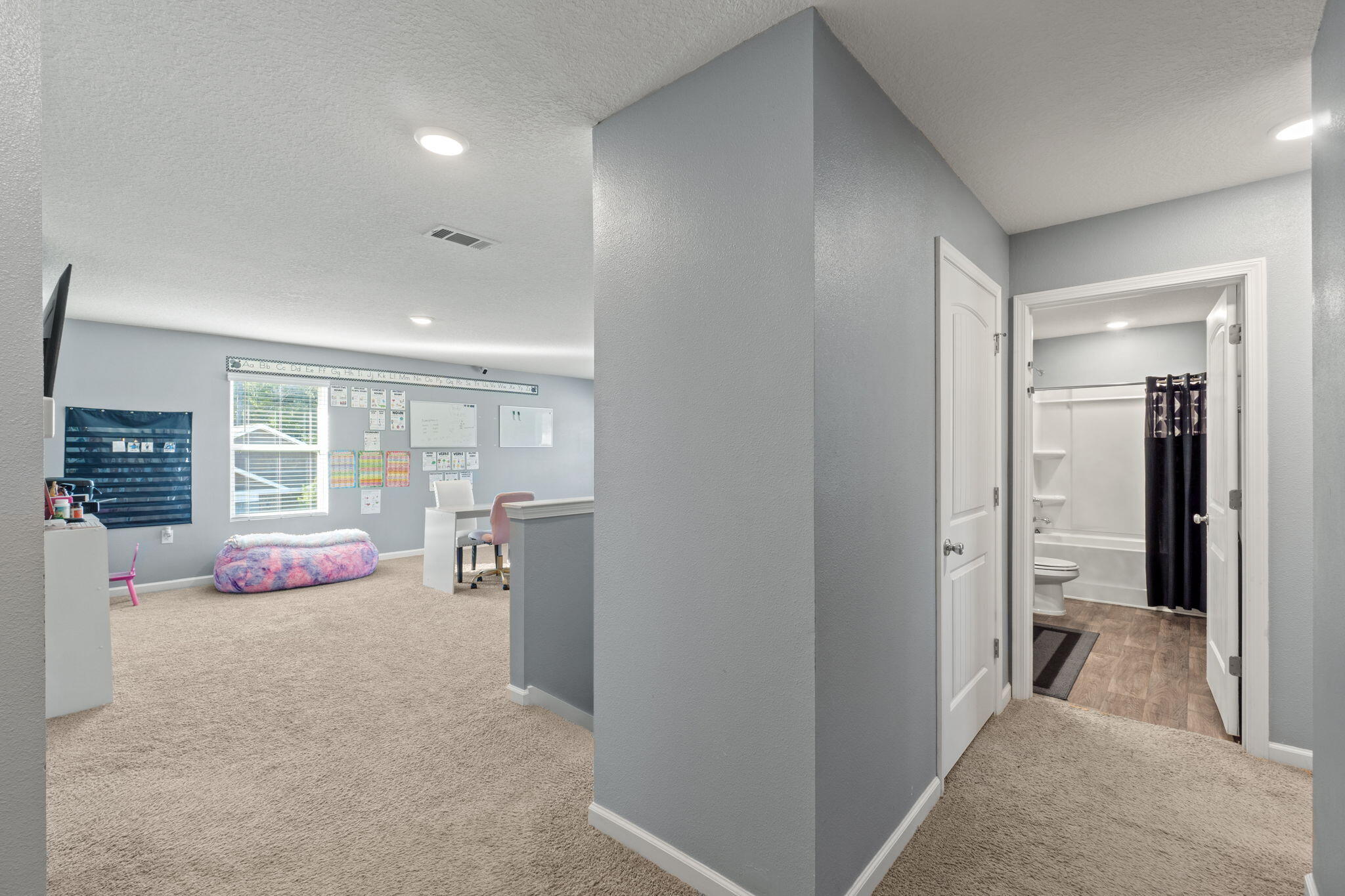 MONTICELLO ESTATES - Residential