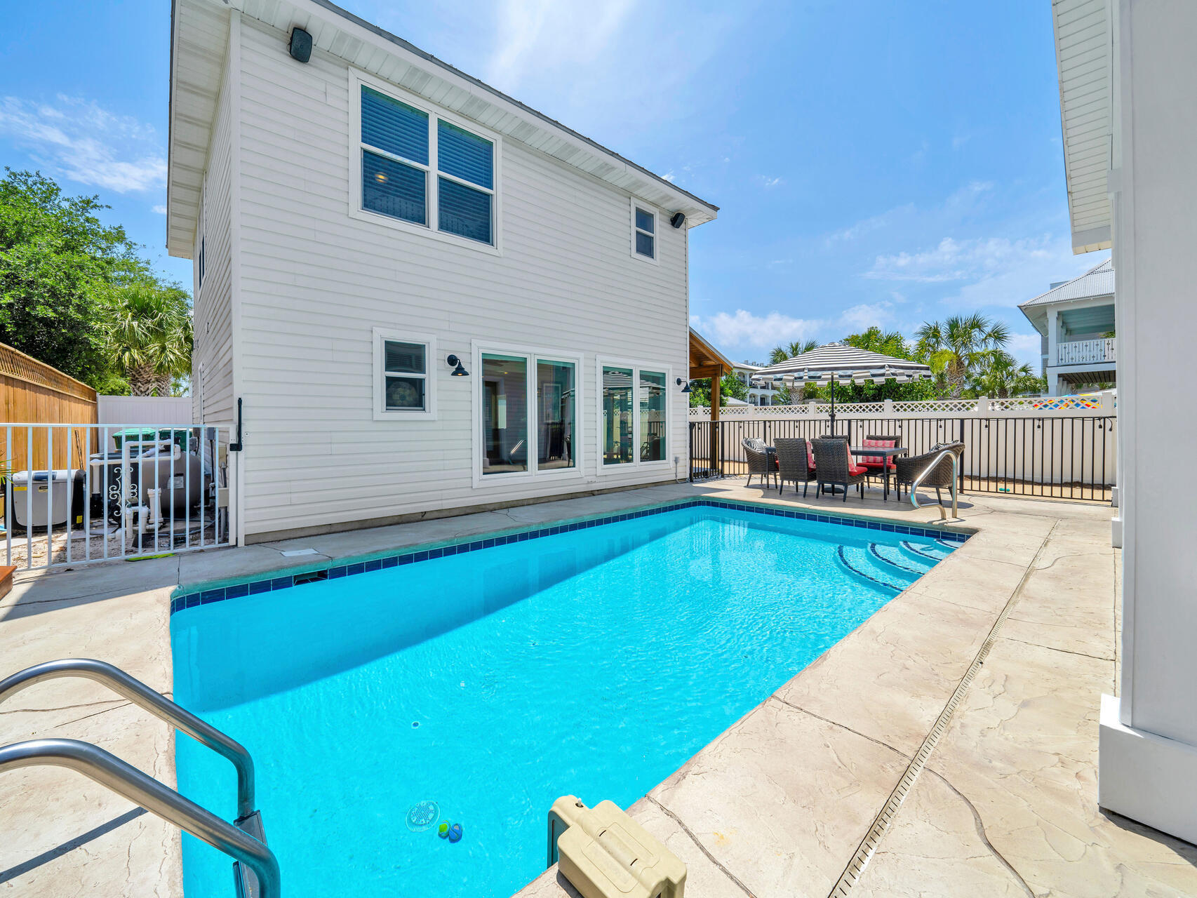 CRYSTAL BEACH - Residential