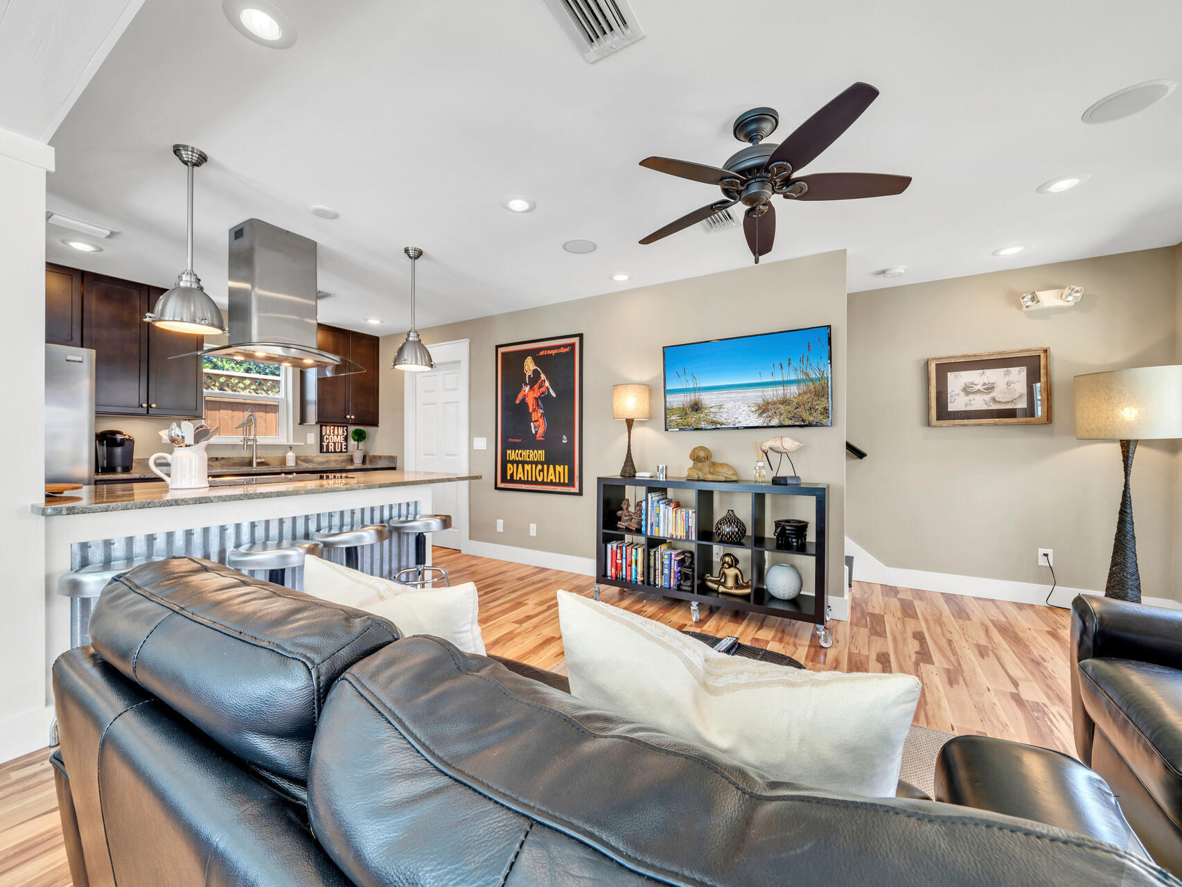 CRYSTAL BEACH - Residential