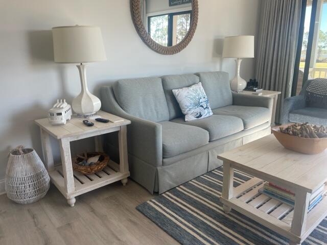 HARBOUR POINT CONDO - Residential