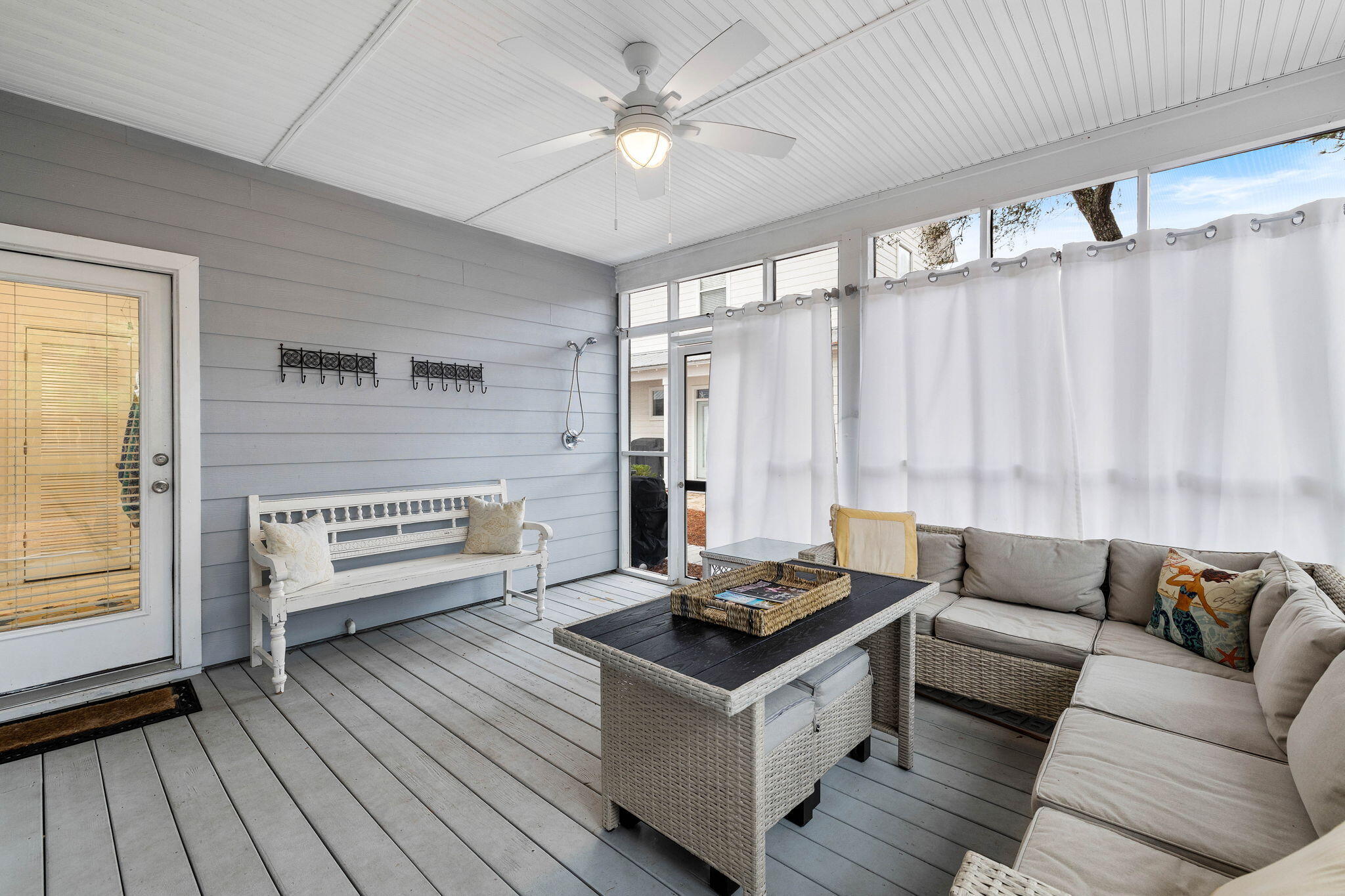 WHITES GULFVIEW ESTATES 2ND ADDN - Residential