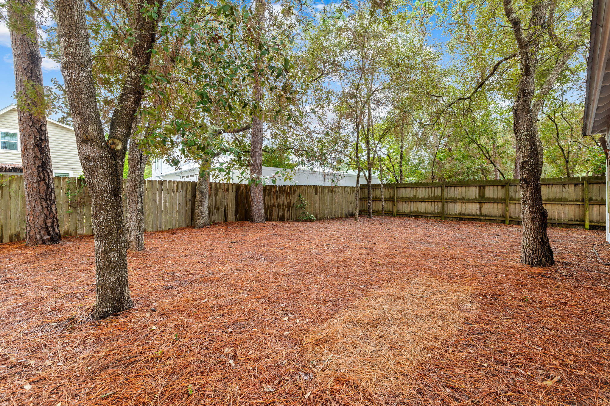 WHITES GULFVIEW ESTATES 2ND ADDN - Residential