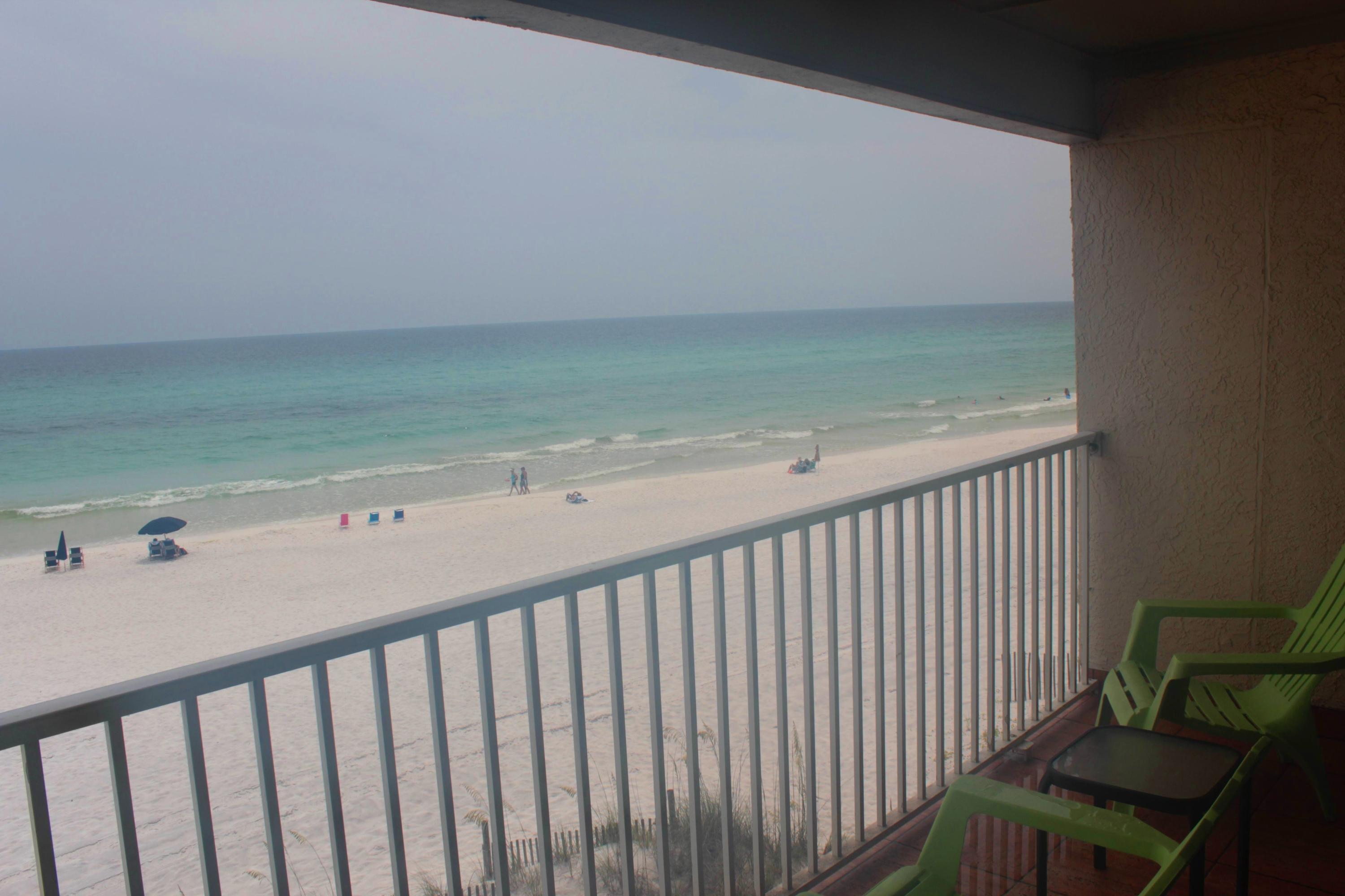 EASTERN SHORES CONDO PH 1 - Residential