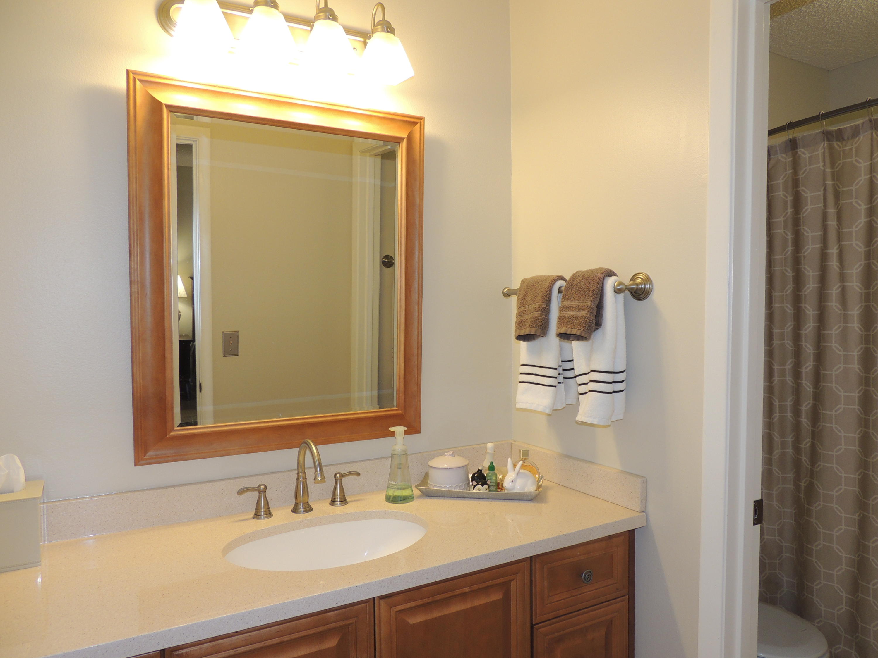 LIDO VILLAGE - Residential