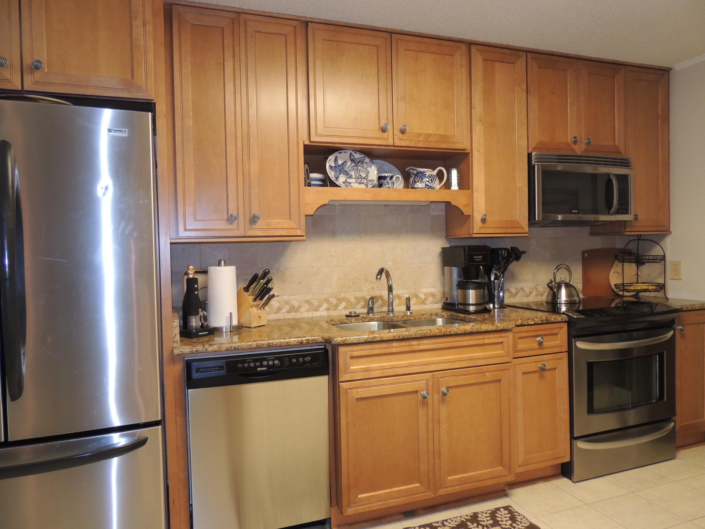 LIDO VILLAGE - Residential