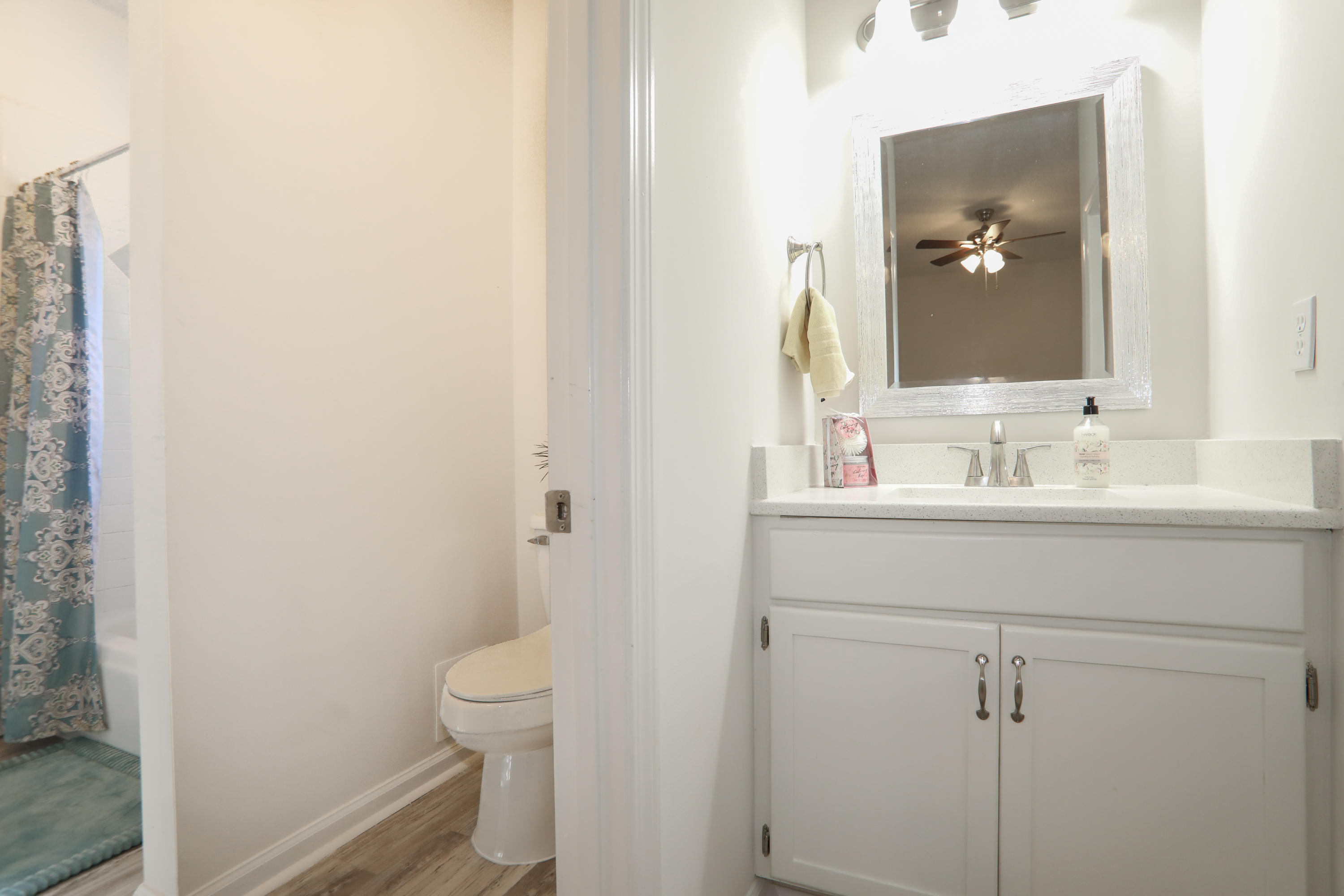 BAY PINE SHORES - Residential